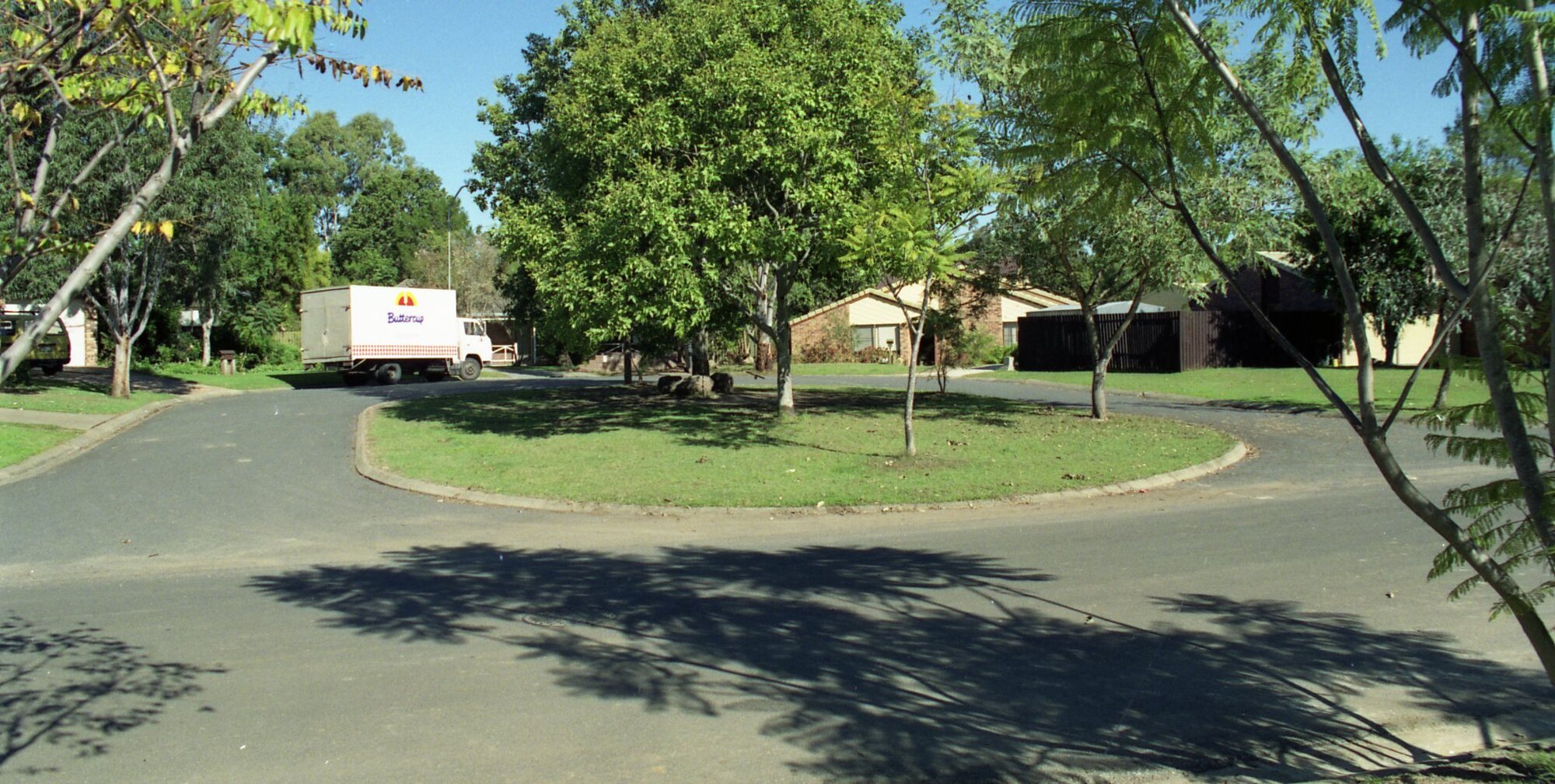 Beagle Place - Mount Ommaney - 1991