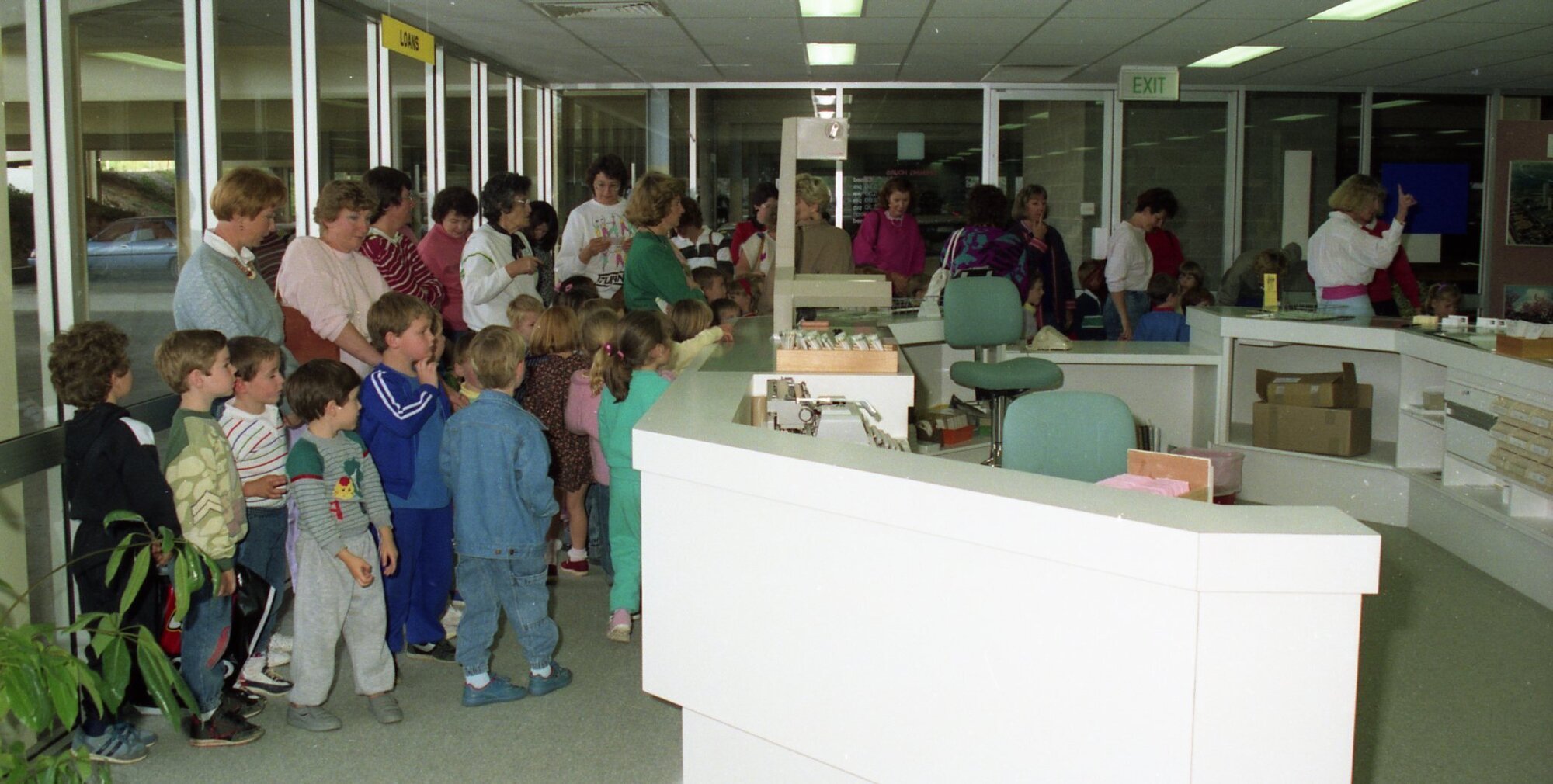 Sunnybank Hills Library - Pre-School Children Tour - 1988