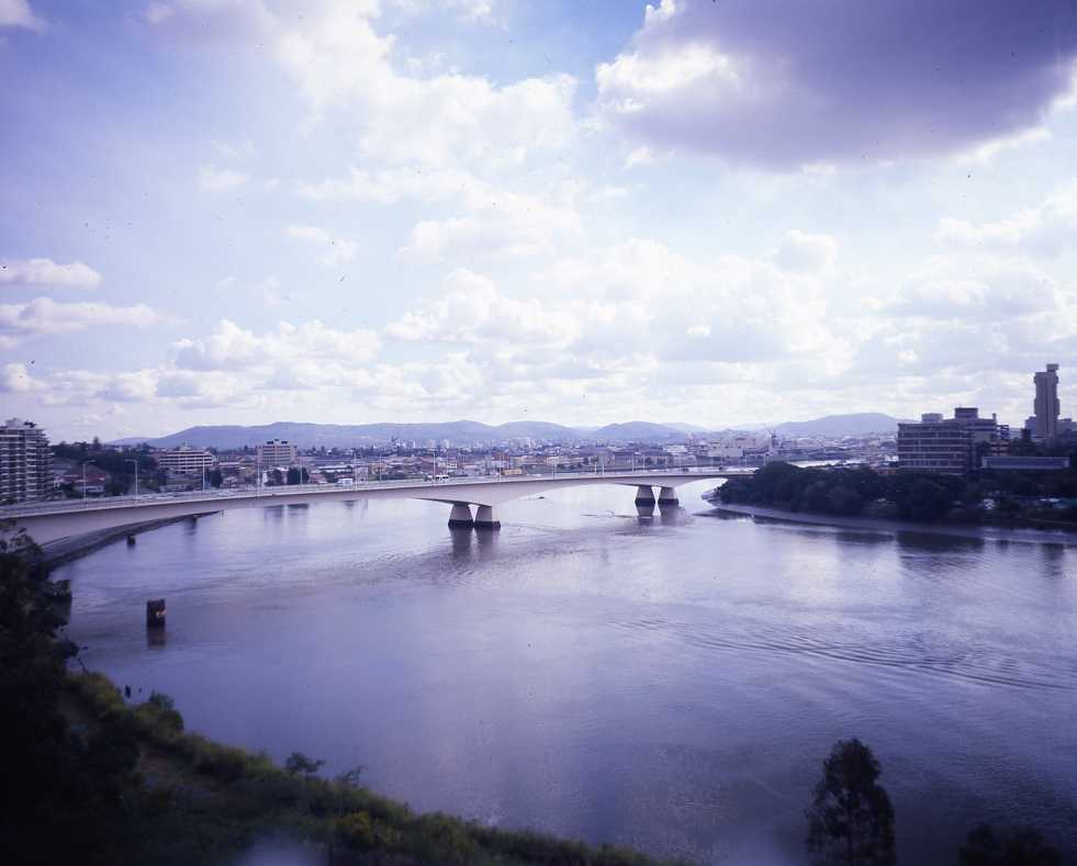 Captain Cook Bridge from Kangaroo Point - 1983