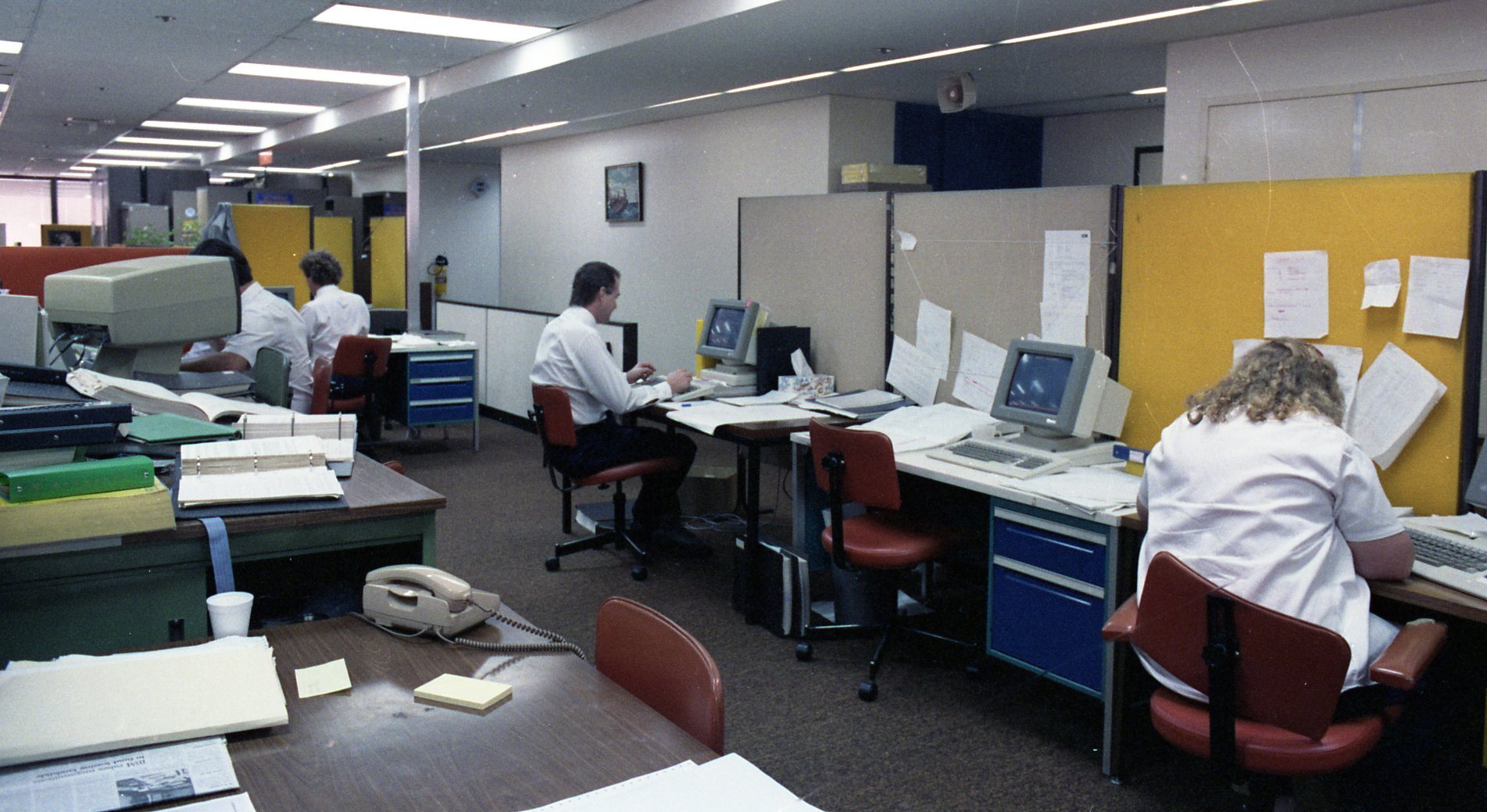 Central Records Branch - QCOM Converting RMS to Sperry - 1986
