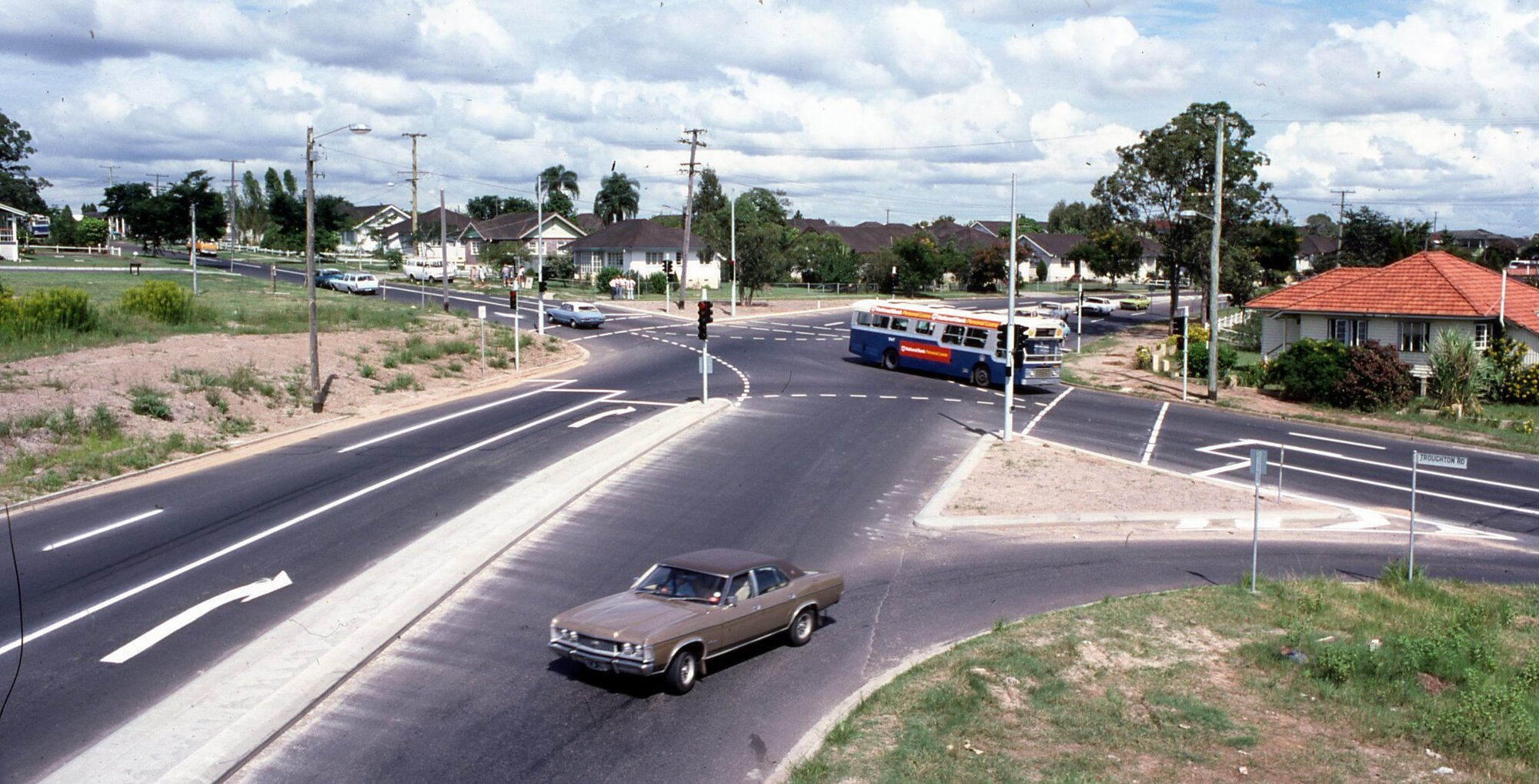 Troughton Road and McCullough Street intersection, Sunnybank and Coopers Plains - 1977