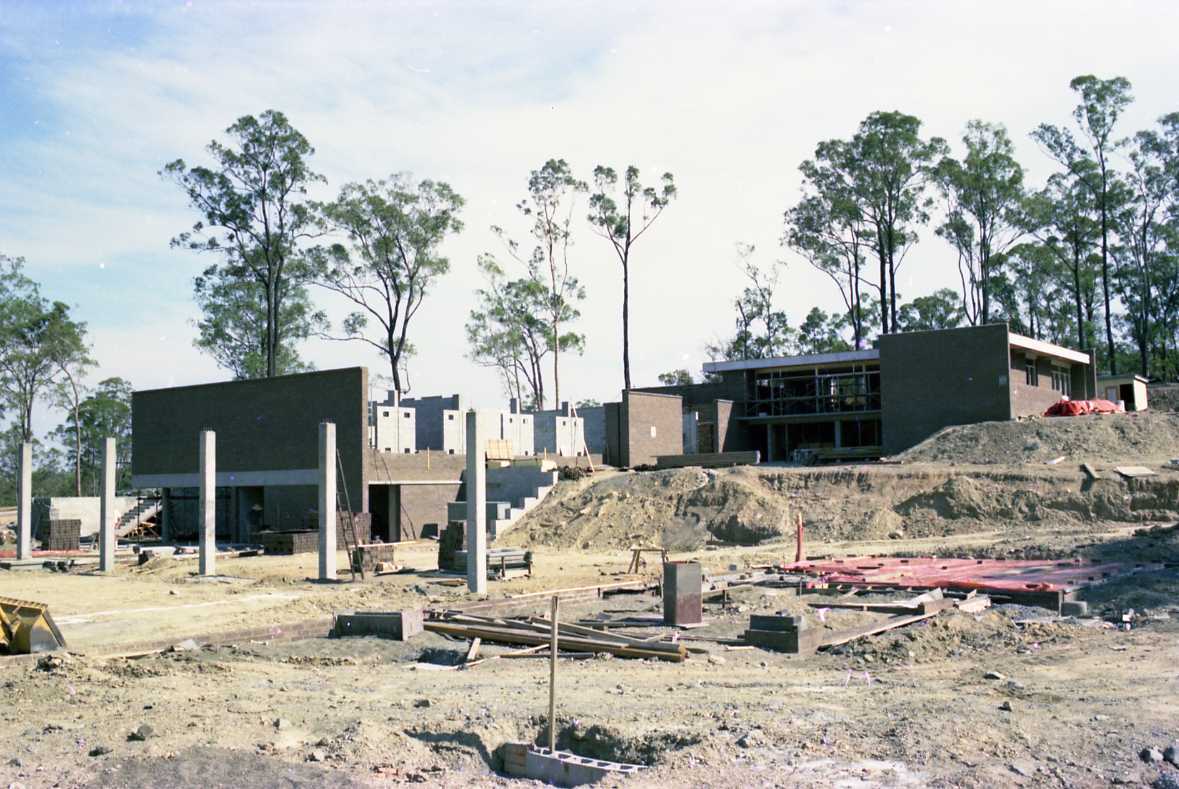 Mt Coot-tha Botanic Gardens - Administration Centre Construction - 1974