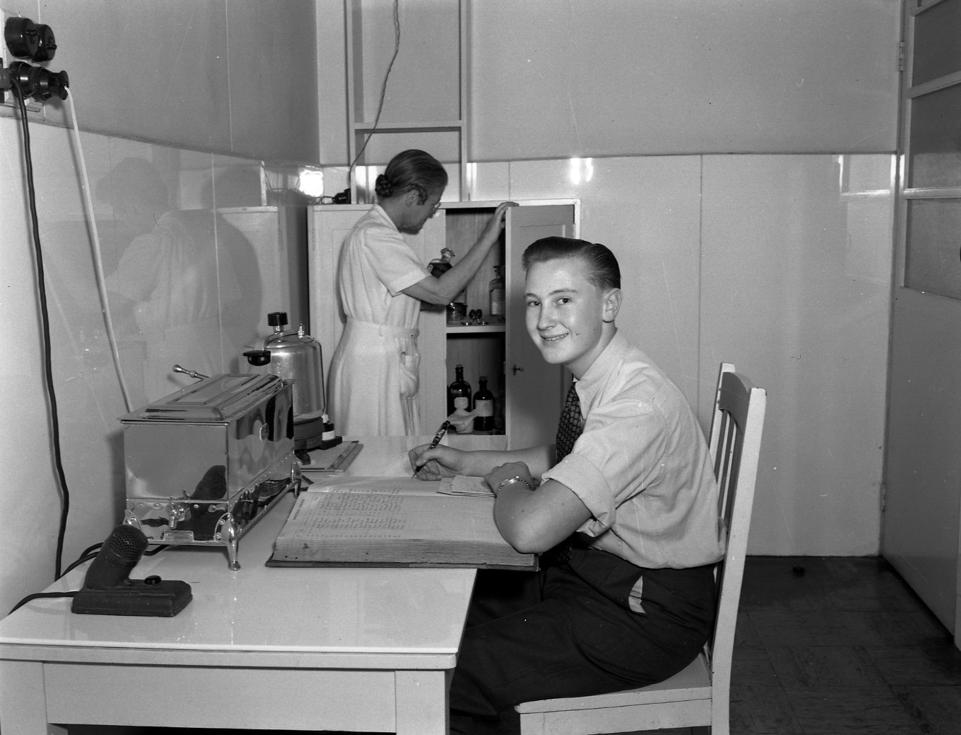 Immunisation Clinic - Staff Recording Details in the Infectious Diseases Register - City Hall - 1950