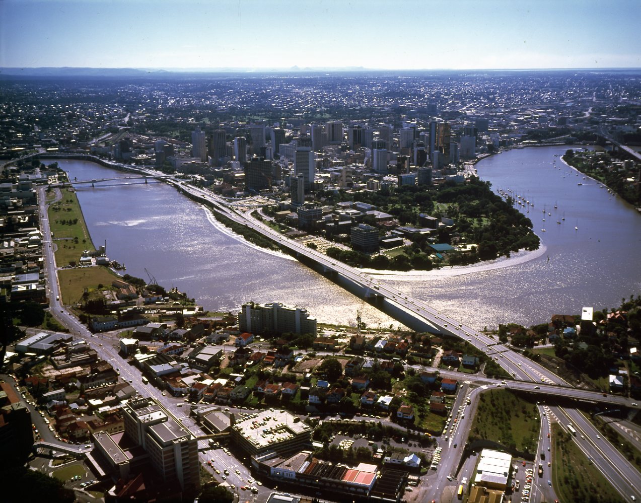 Aerial View of South Brisbane and the City from Woolloongabba - 1985