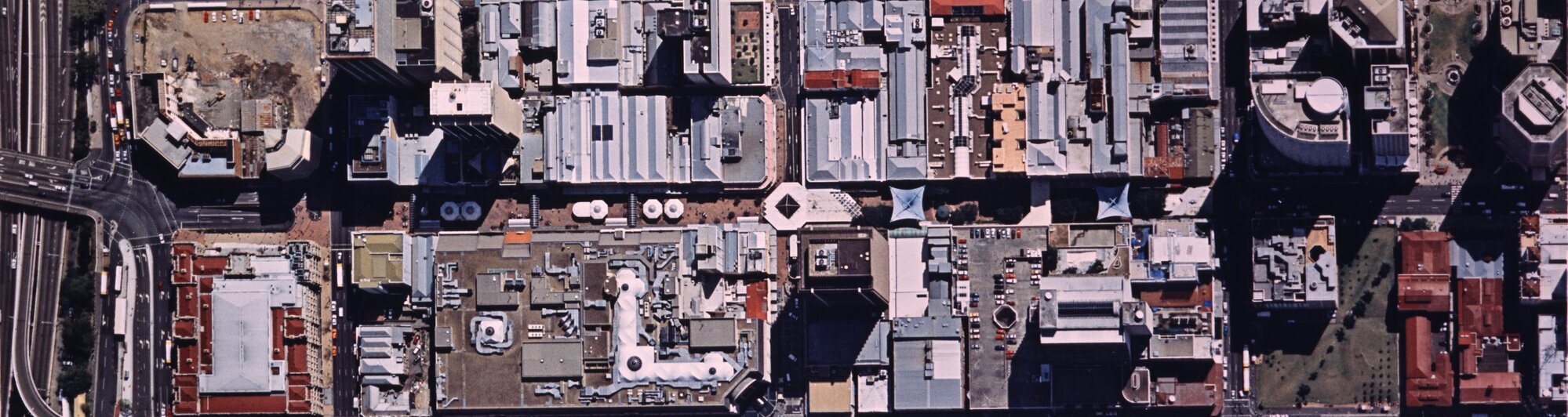 Aerial View of Queen Street Mall from Victoria Bridge to Post Office Square - 1995