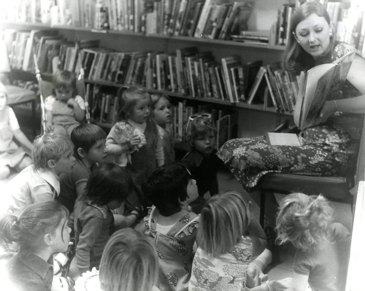 Garden City Library - Story Telling - 1997