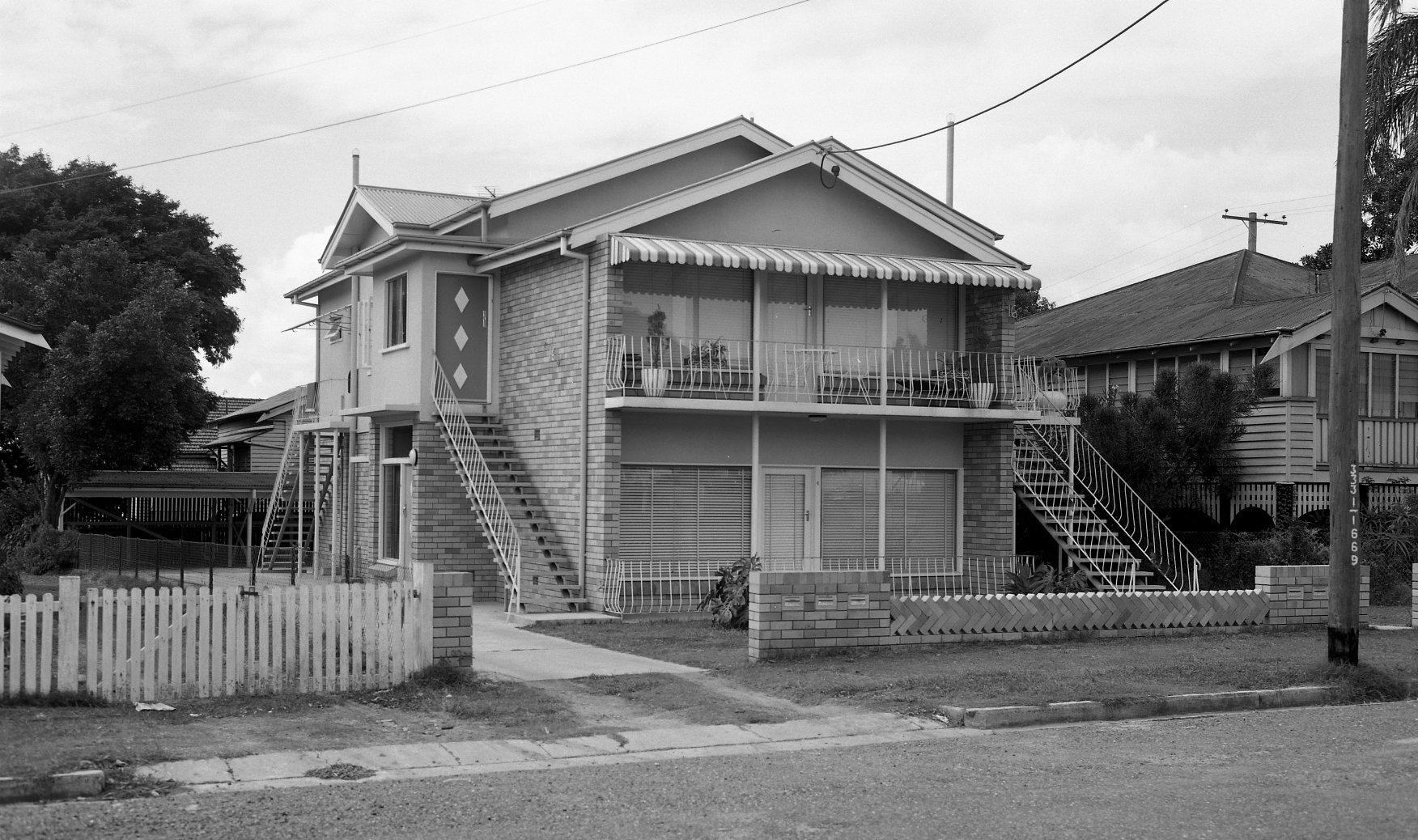 Multiple Dwelling - Greenslopes - 1967