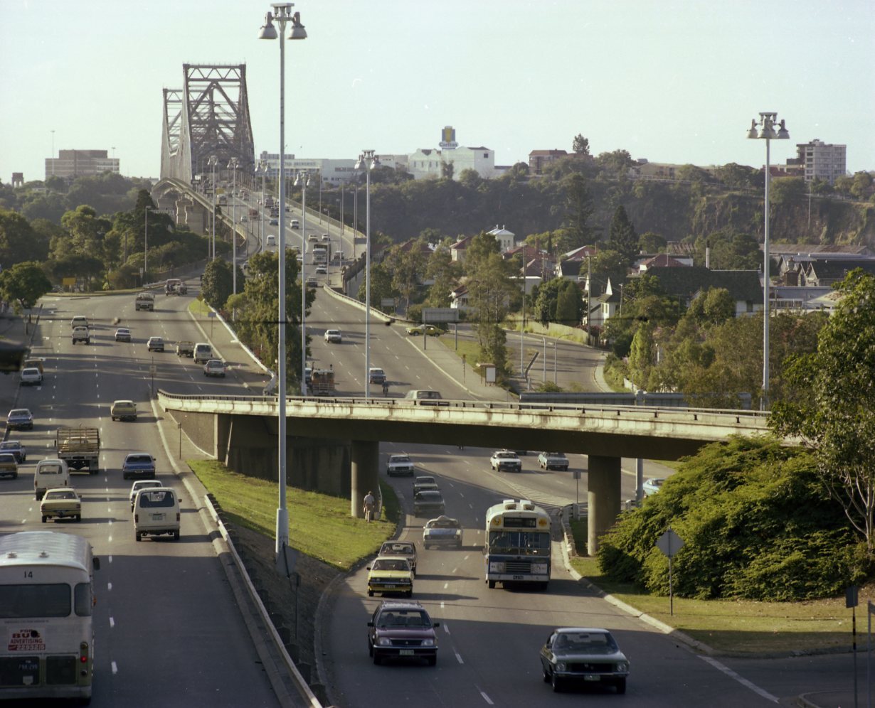 Traffic on Bradfield Highway Looking Towards Story Bridge.