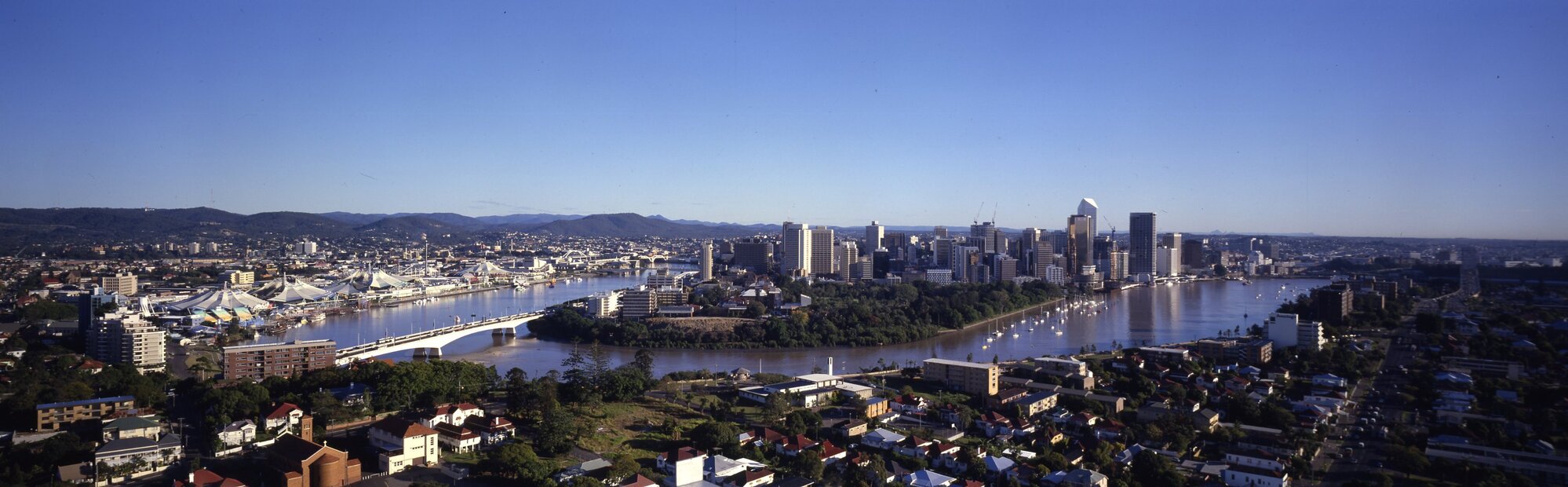 Aerial View of City from Woolloongabba - 1988