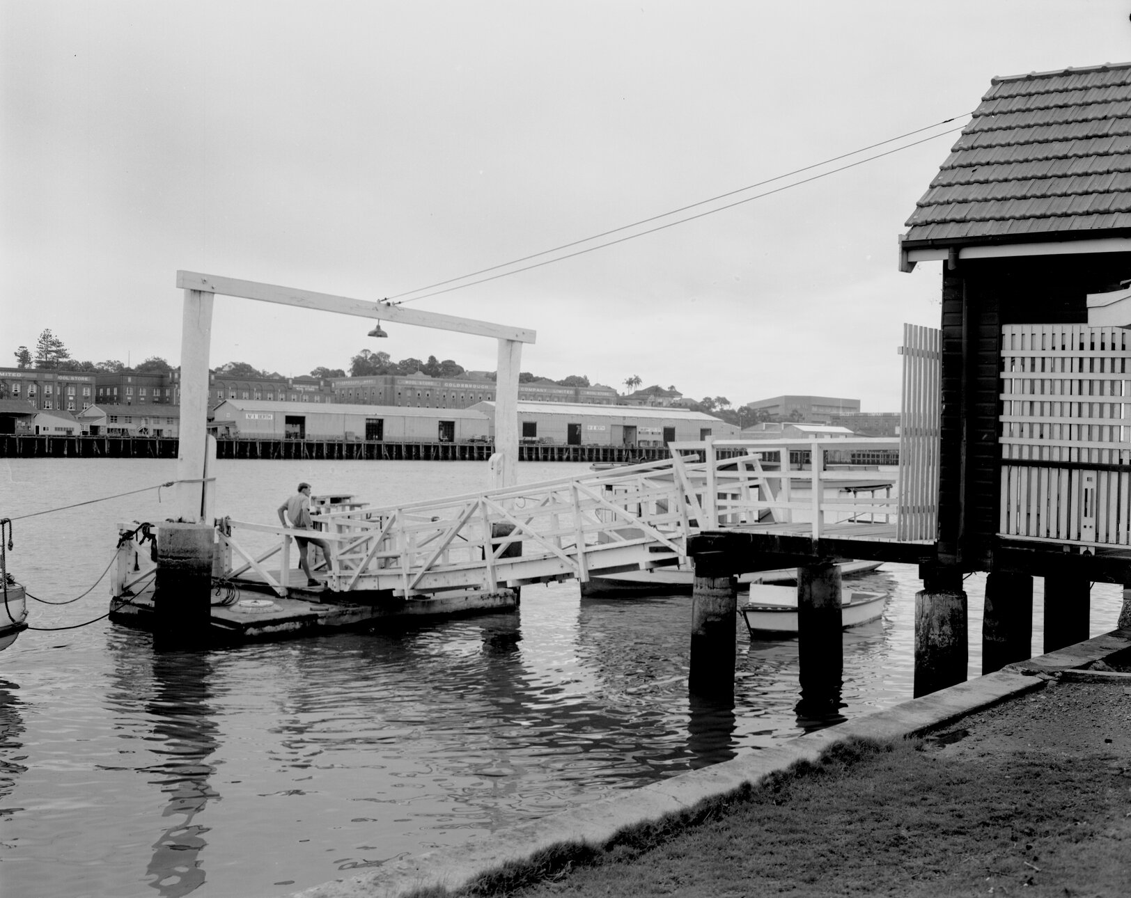 Hawthorne Ferry Landing - 1964