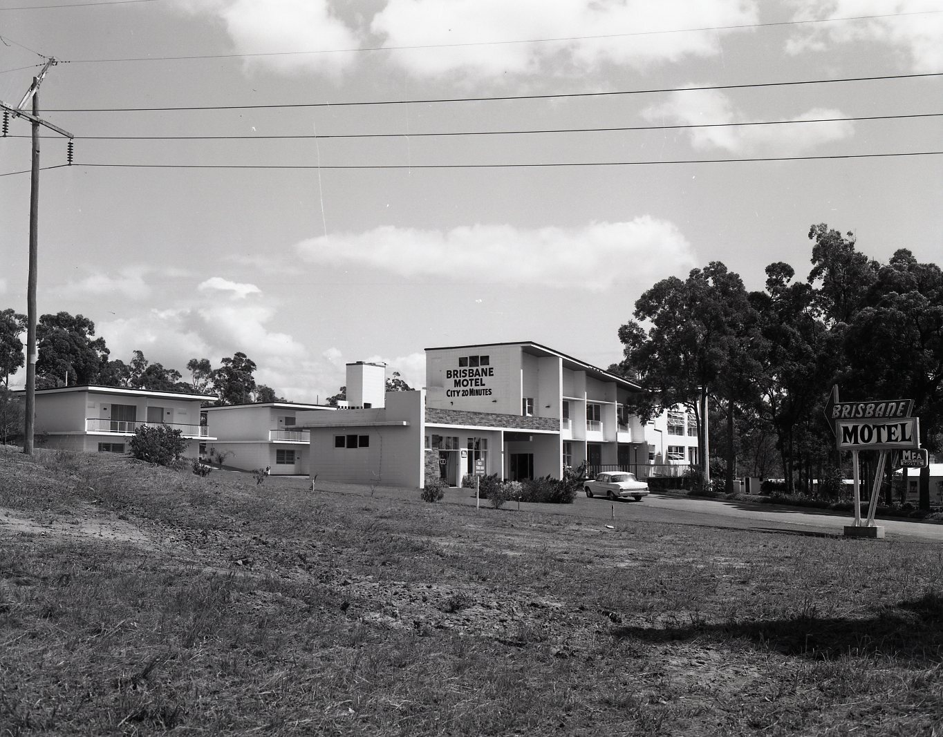 Brisbane Motel - 2371 Logan Road - Eight Mile Plains. - 1967