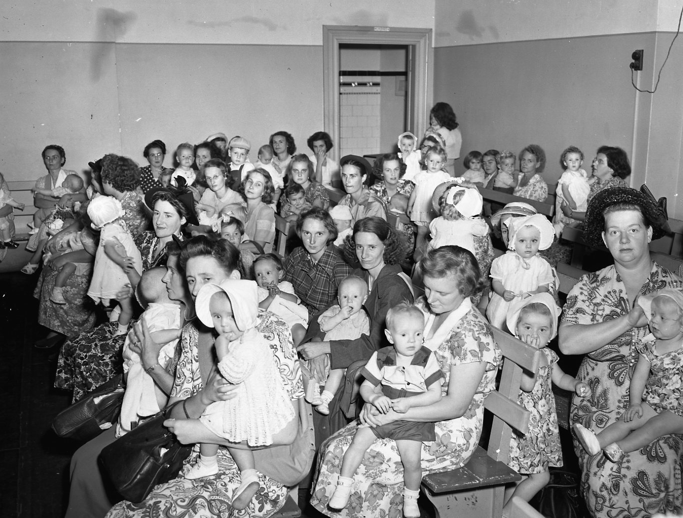 Immunisation Clinic Waiting Room - City Hall - 1952