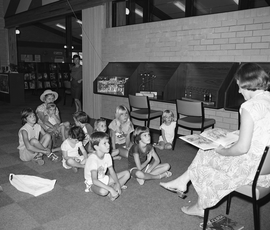 Mitchelton Library - Story Telling - 1983