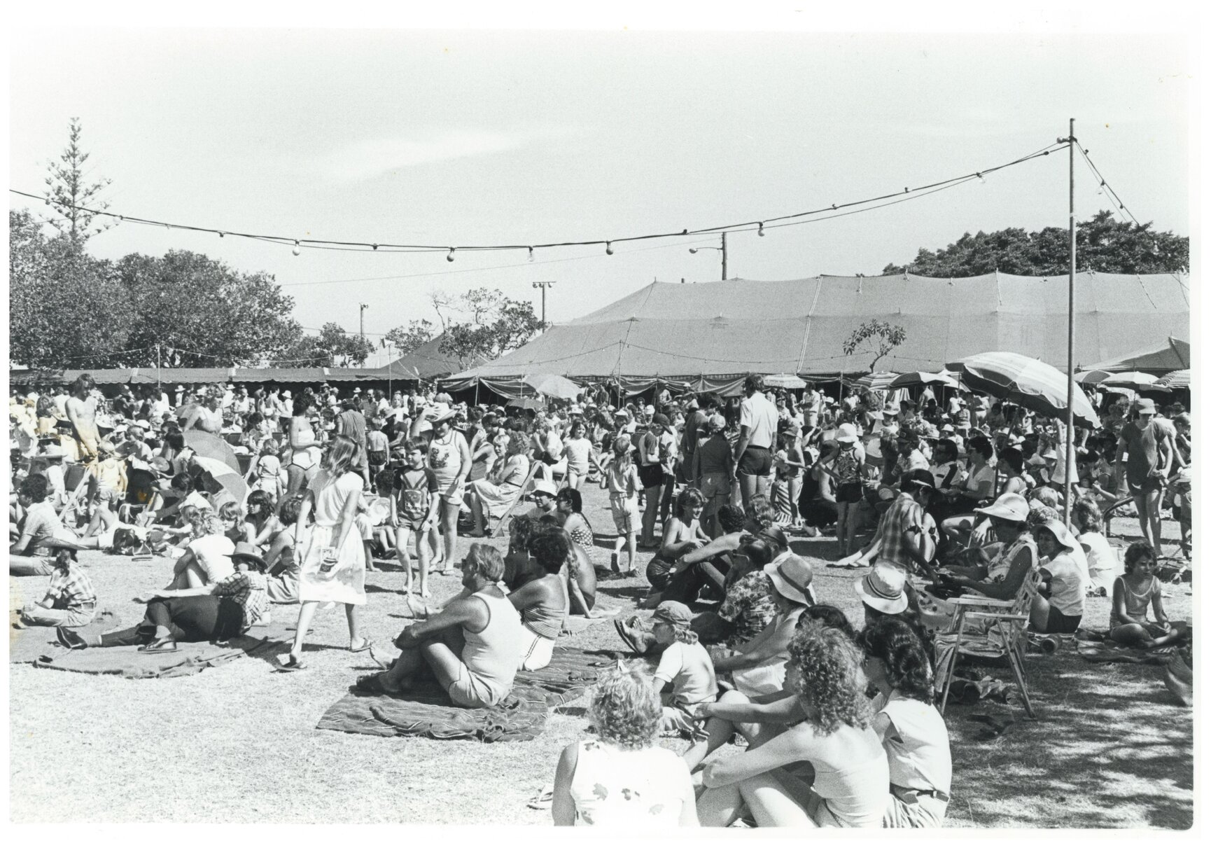 Freeps concert goers|1982