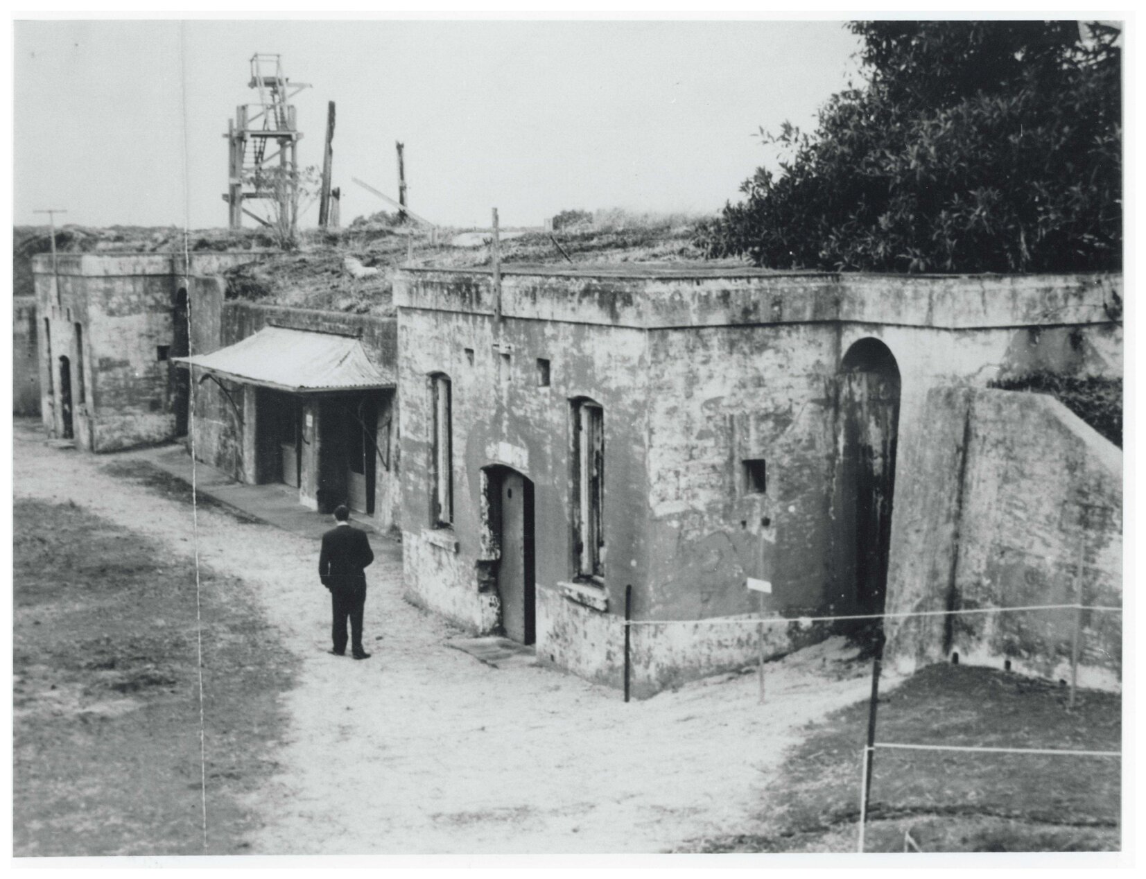 Fort Lytton|1963