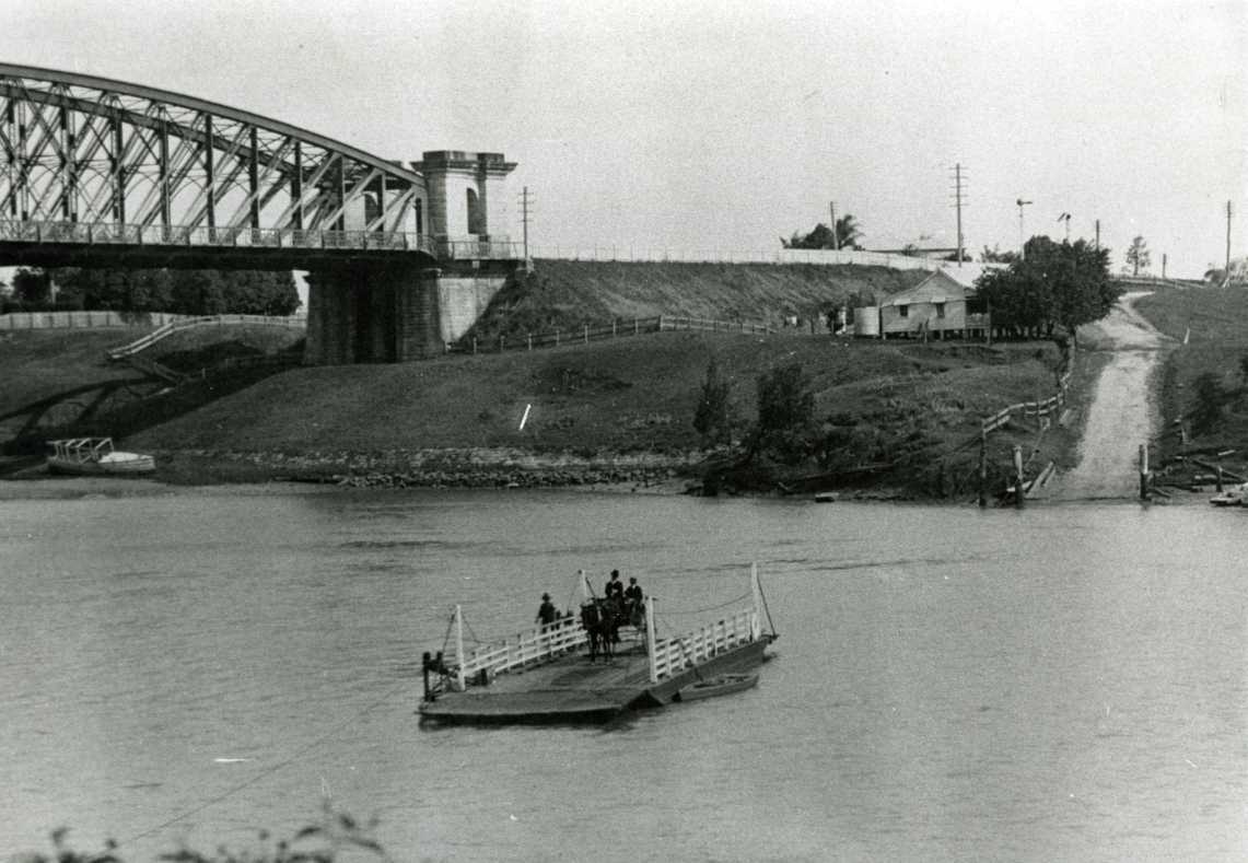 Ferry - Indooroopilly- 1906