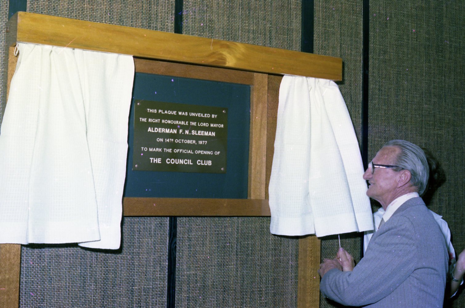 The Council Club Opening by Lord Mayor Frank Sleeman - 21st Floor Brisbane Administration Centre - 1977