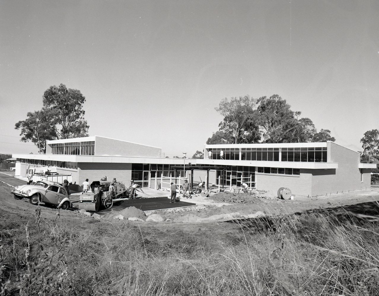 Bracken Ridge Library - Construction Progress - 1987
