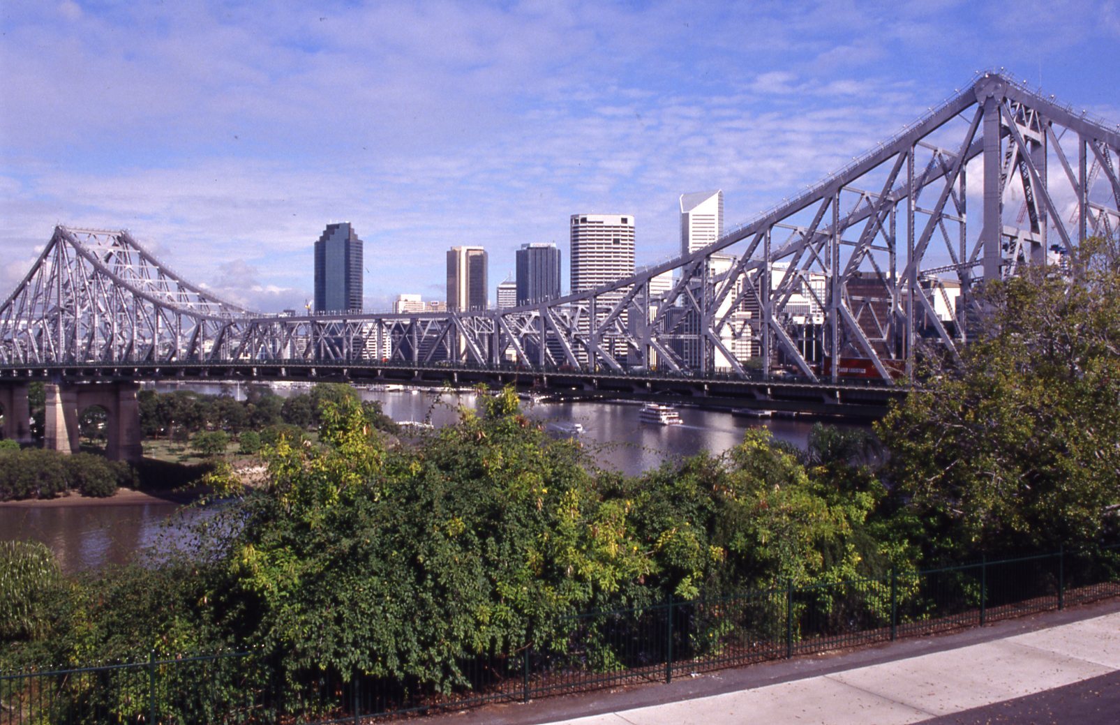 Story Bridge and City from Wilson Outlook - 1996