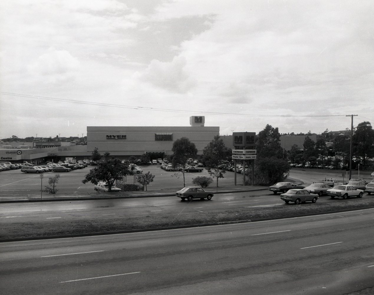 Chermside Shopping Centre - Gympie Road 1983