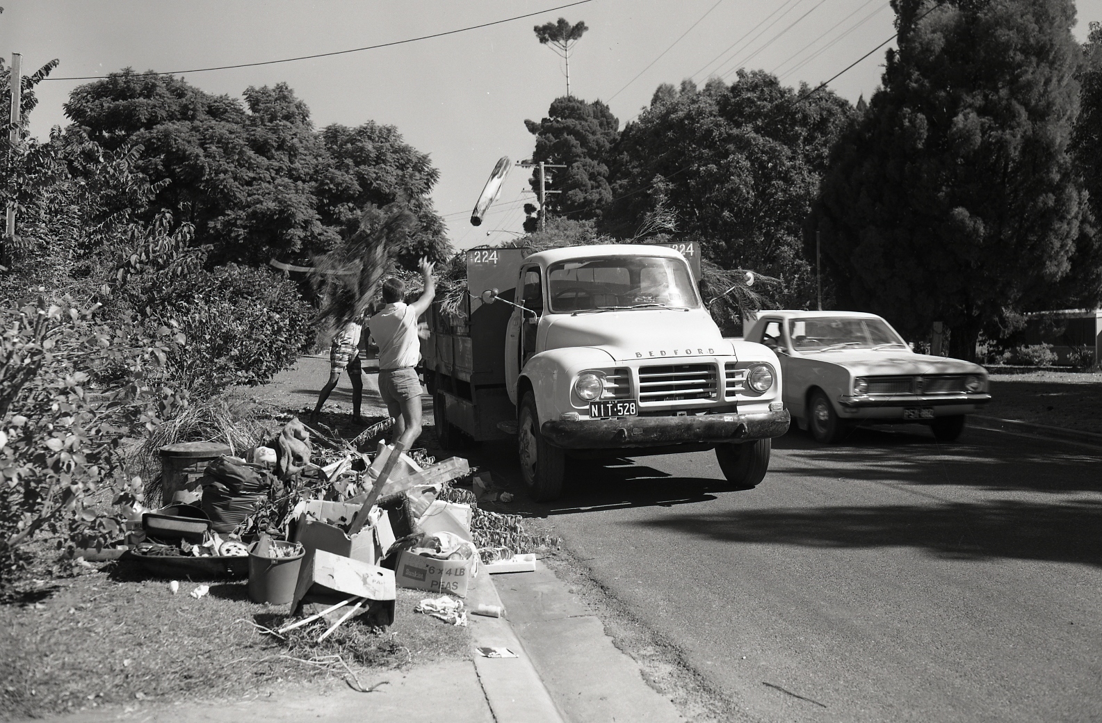 Kerbside Collection - Sunnybank - 1973