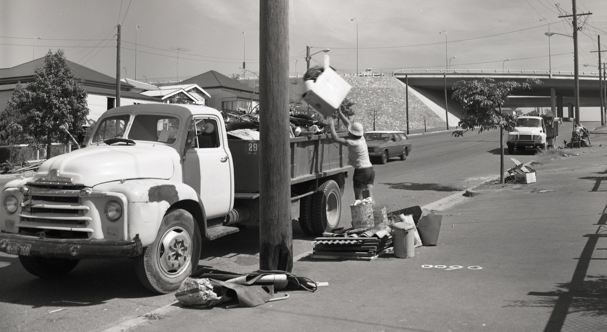 Kerbside Collection -  Woolloongabba - 1973