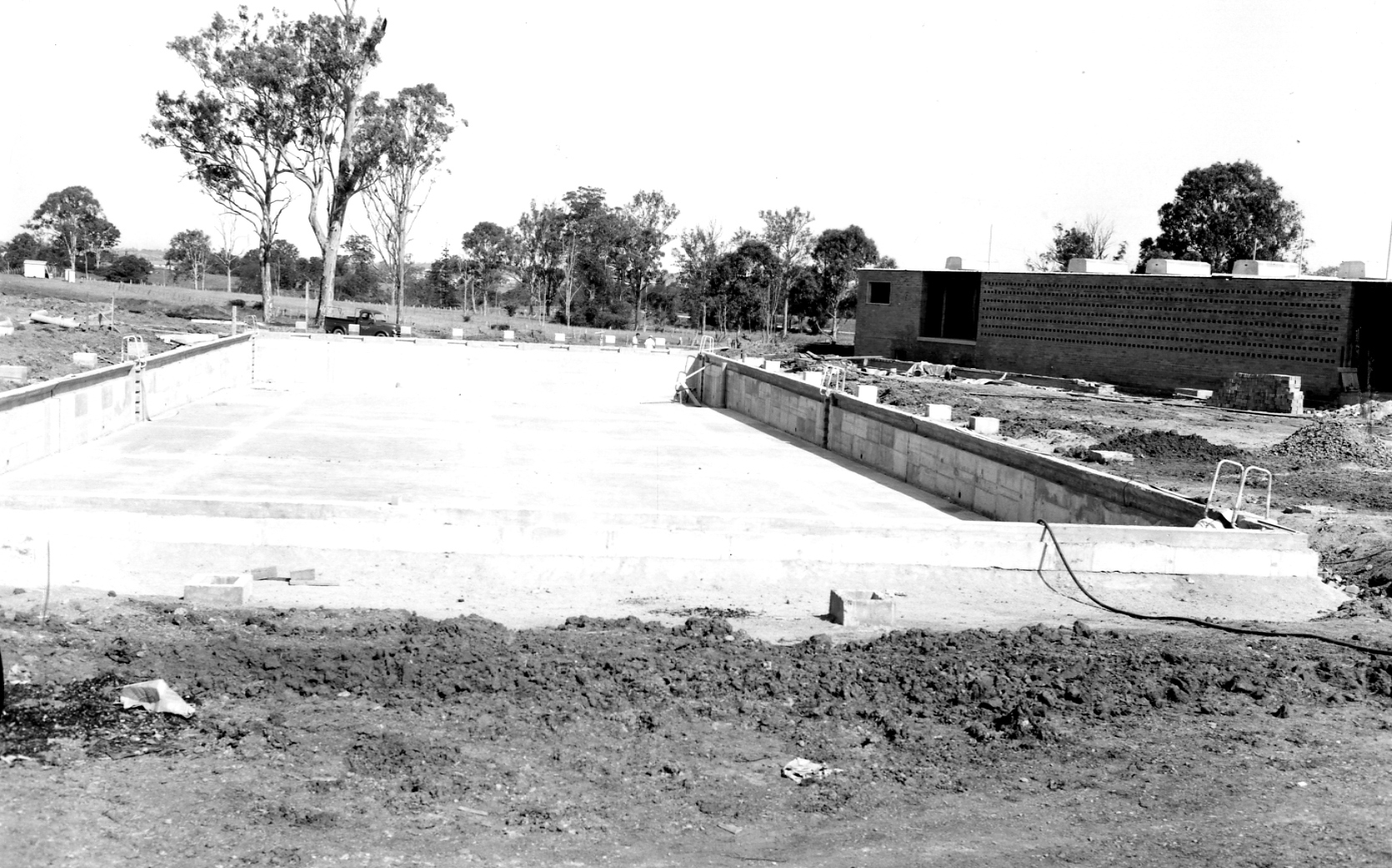 Corinda Swimming Pool construction in Dunlop Park - Corinda - 1961