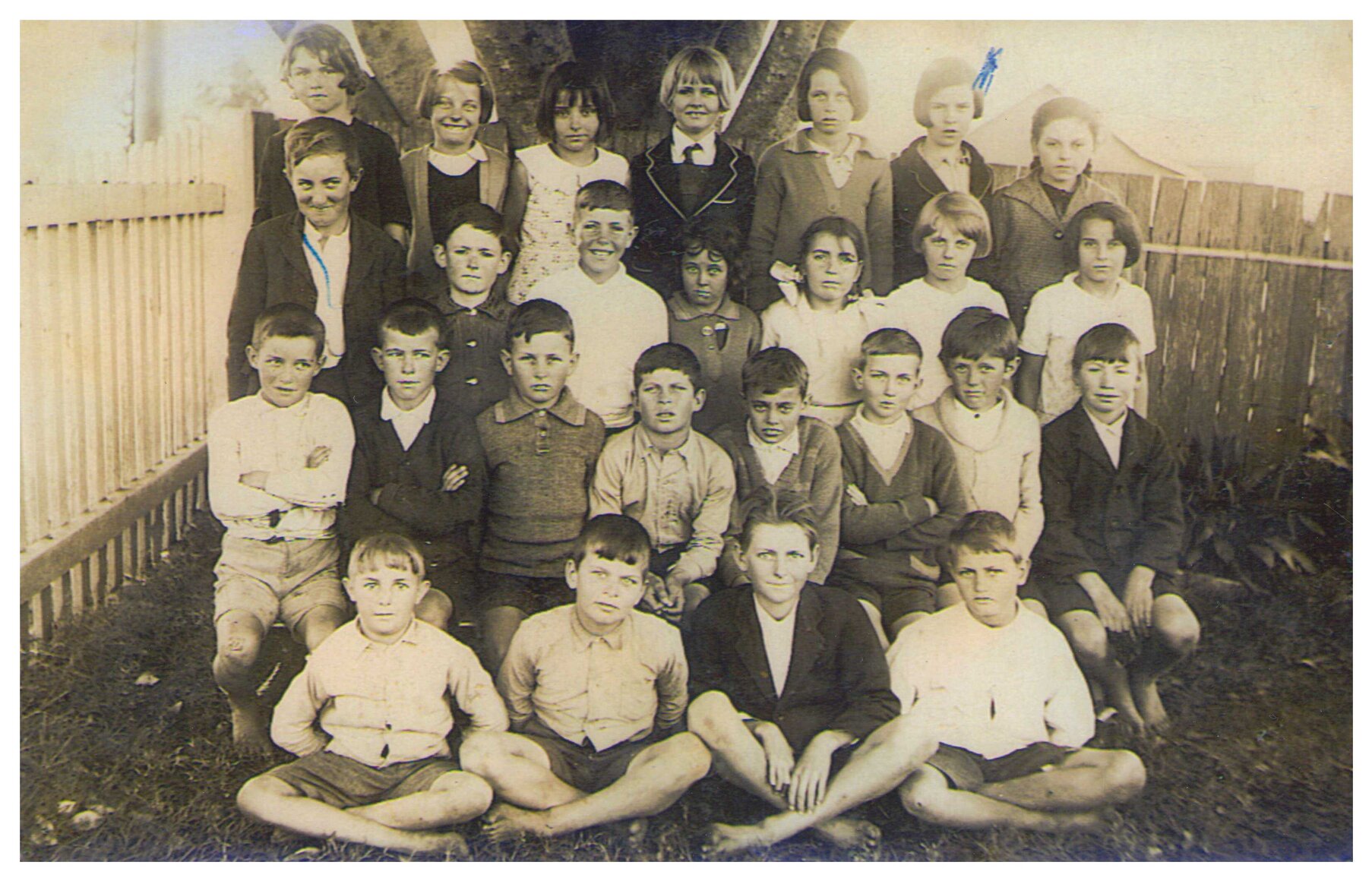 Hemmant State School classes.1920s or 1930s