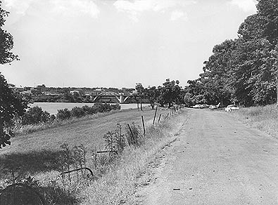 Riverside Drive - South Brisbane 1972