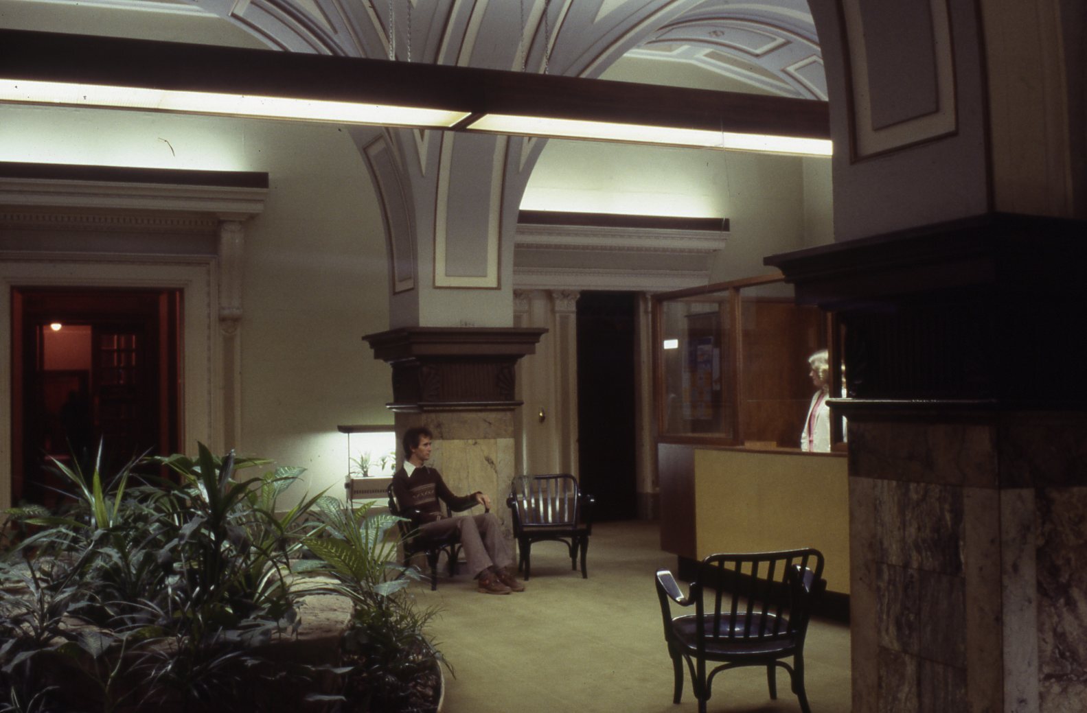 Aldermen's Reception Desk and Waiting Lounge - 1981