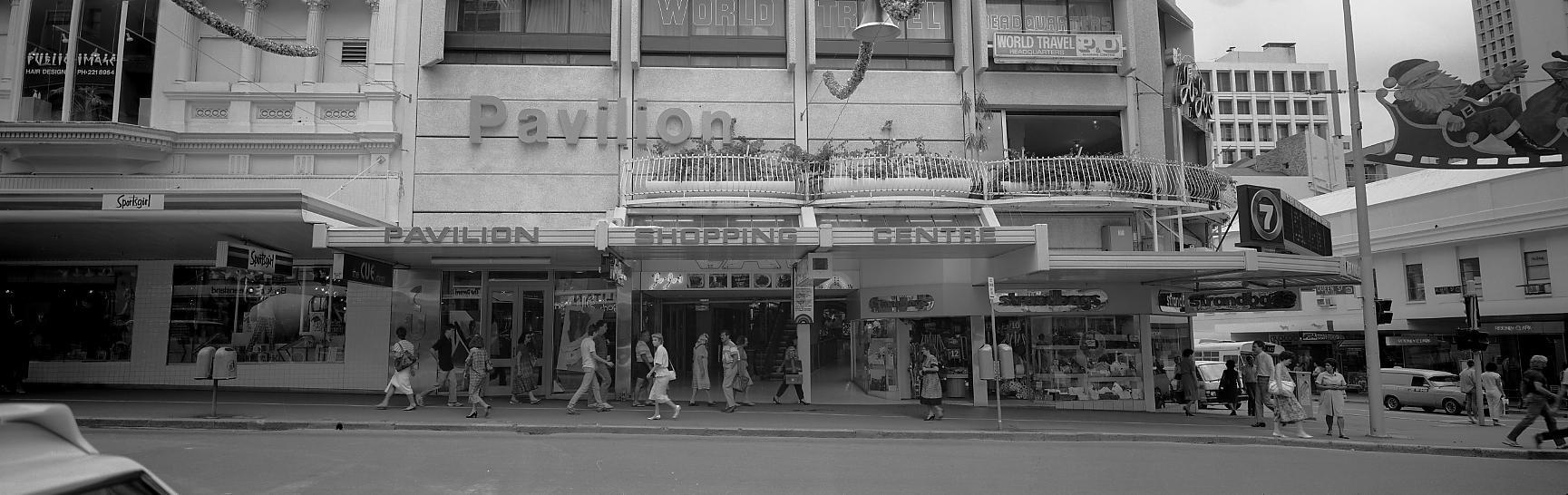Pavilion Shopping Centre - Queen Street - 1986