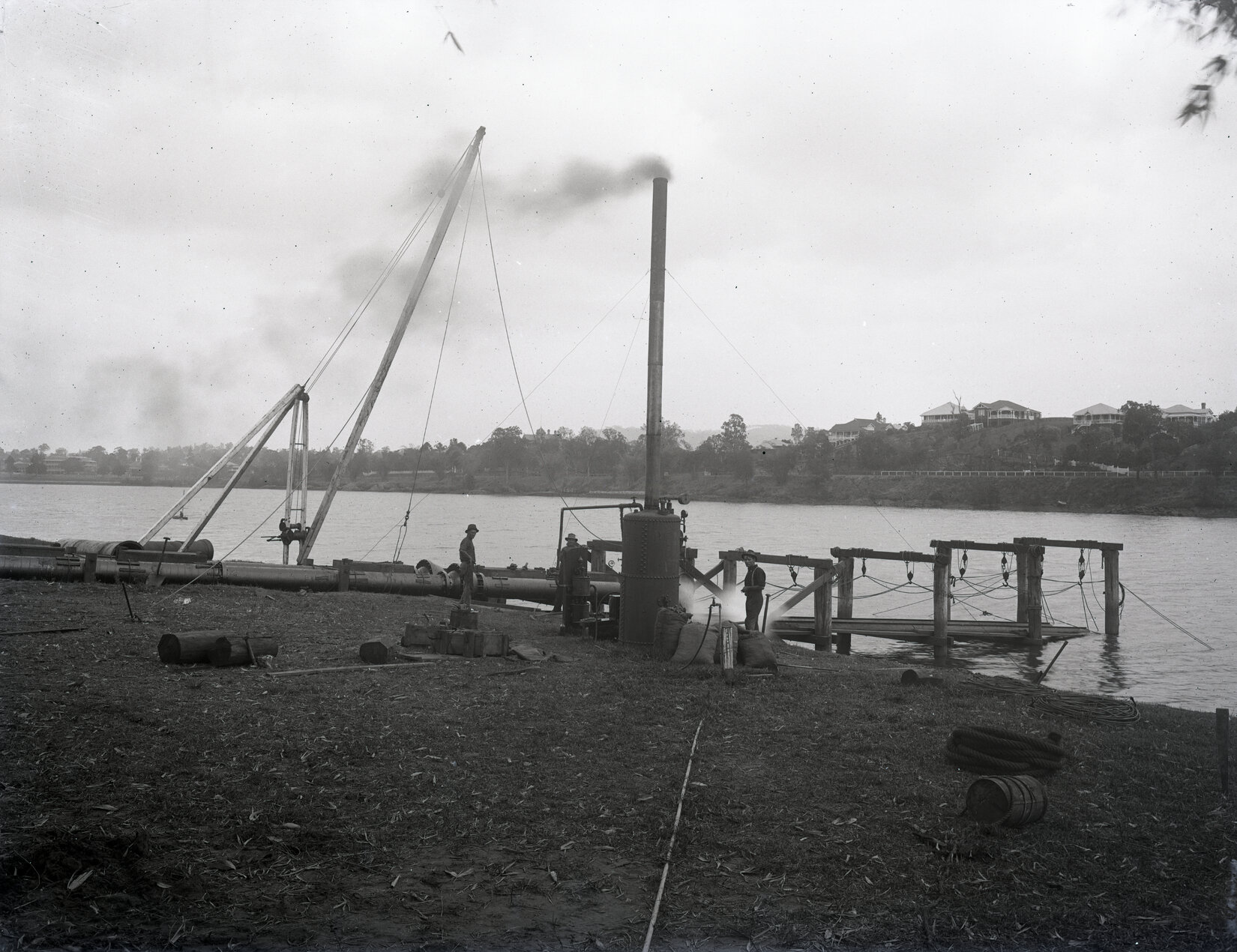 Laying pipes across the river from Davies Park, West End looking towards Auchenflower - 1917