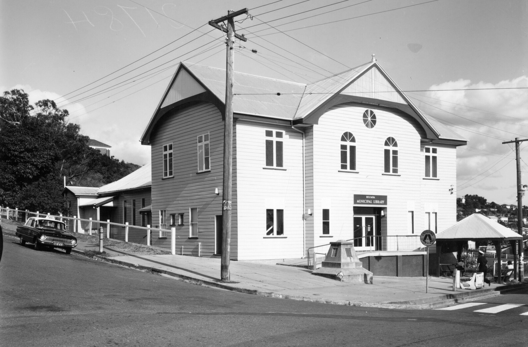 Bulimba Library - Exterior - 1964