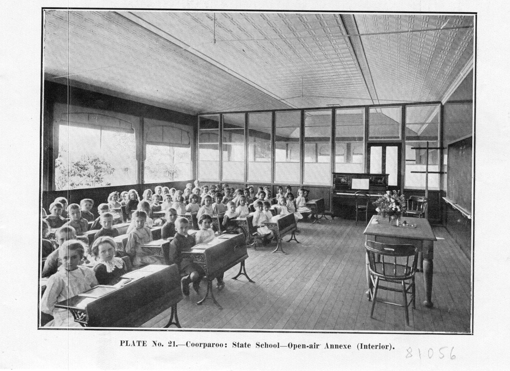 Coorparoo State School - Interior - 1916