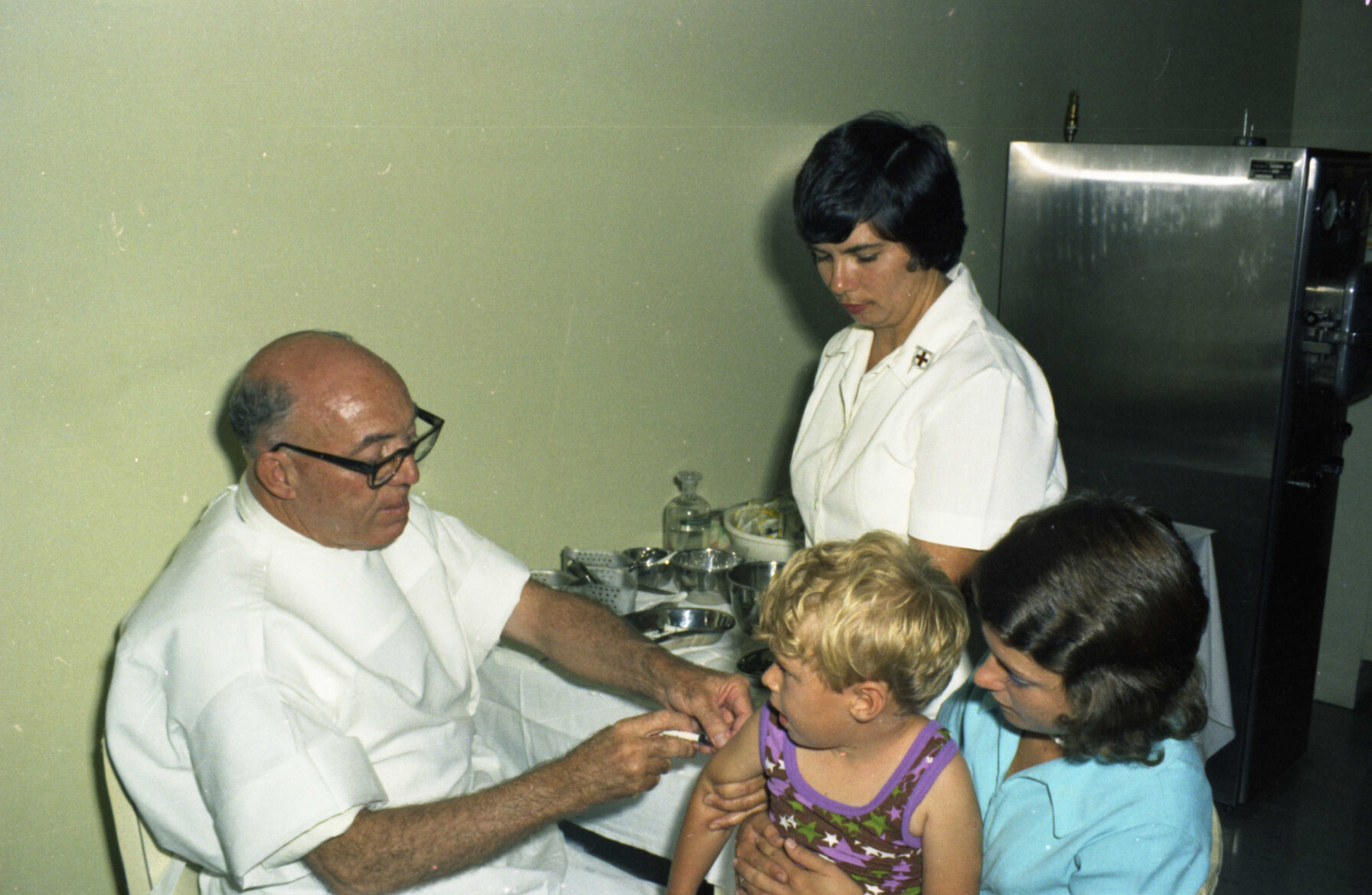 Immunisation at City Hall - 1974