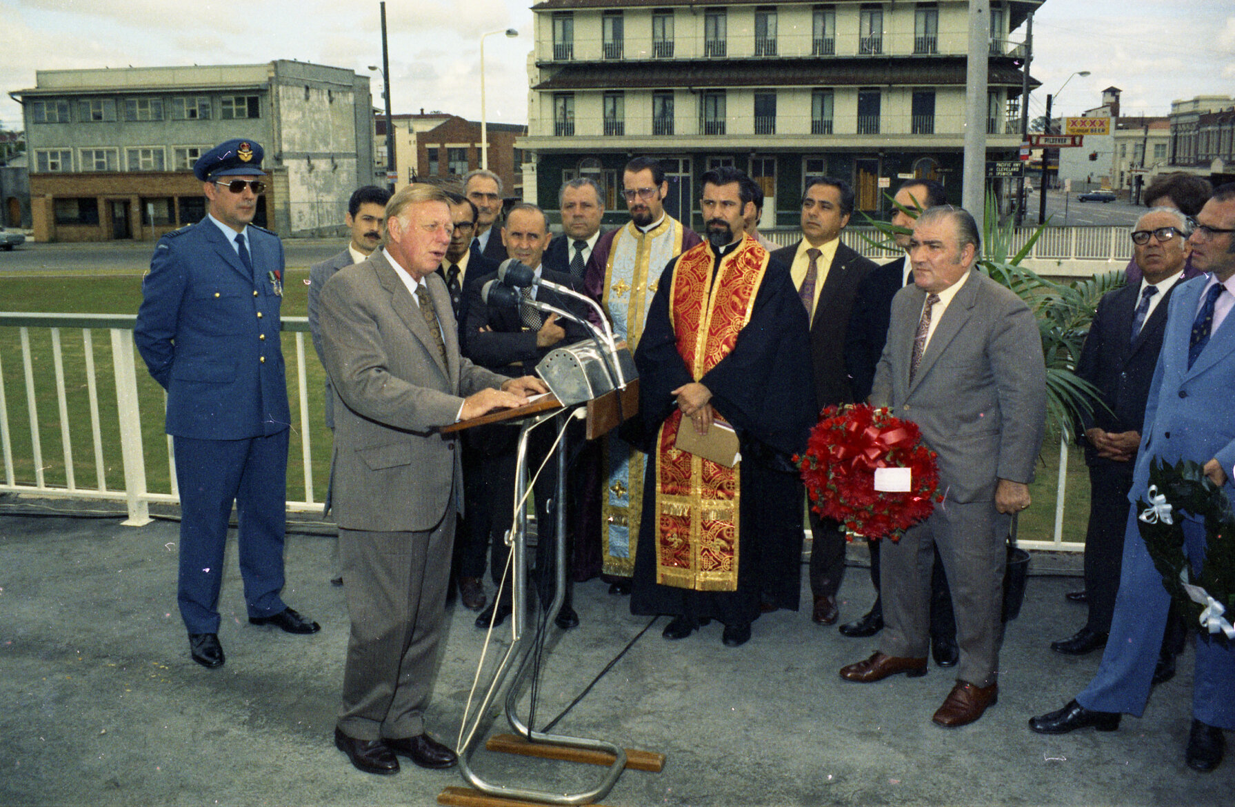 Anzac Day Memorial Service for Hector Vasyli - Victoria Bridge Arch, South Brisbane - 1974