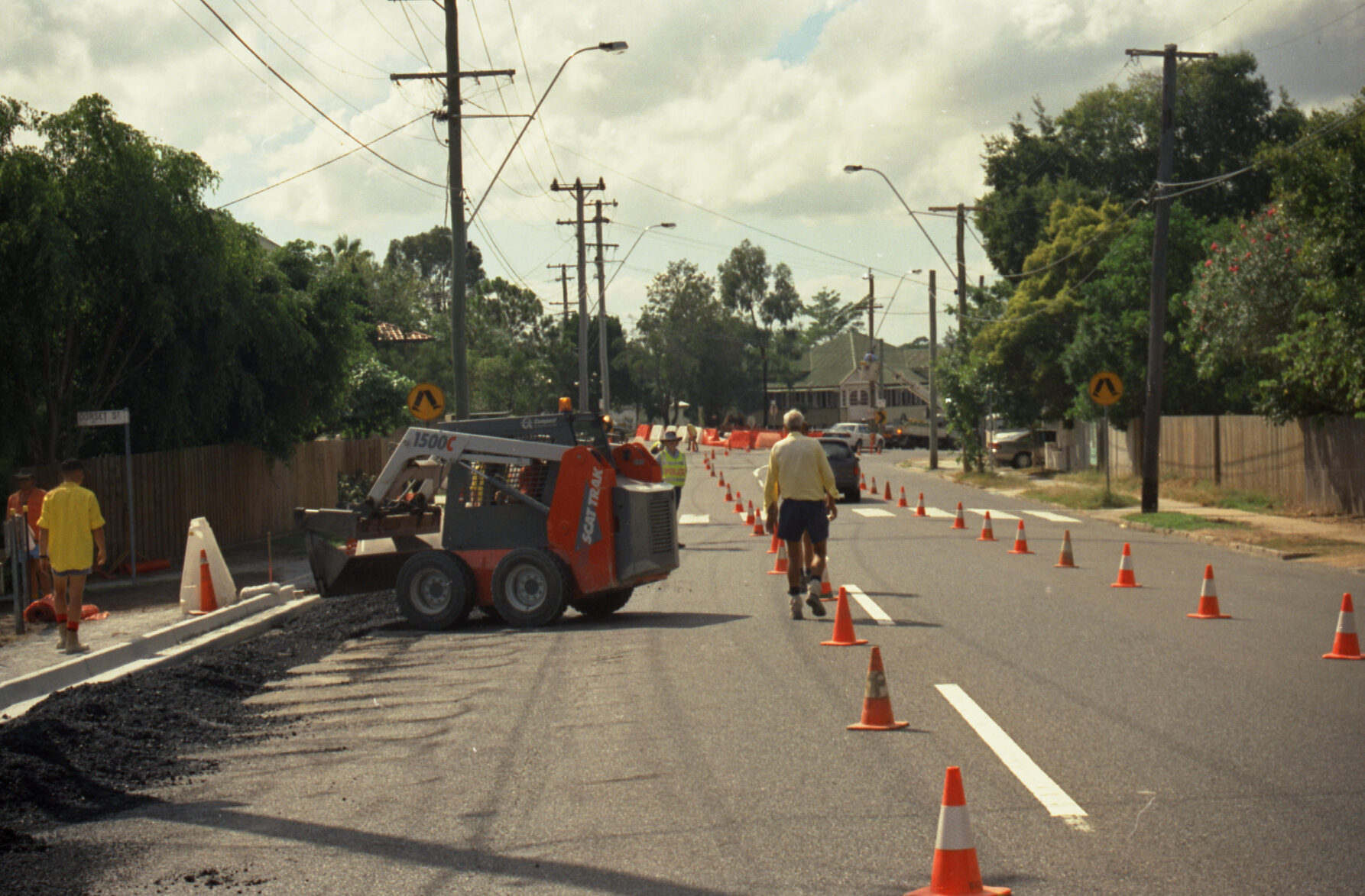 Drainage line under construction on Waterworks Road near corner of Dorset Street, Ashgrove - 1974