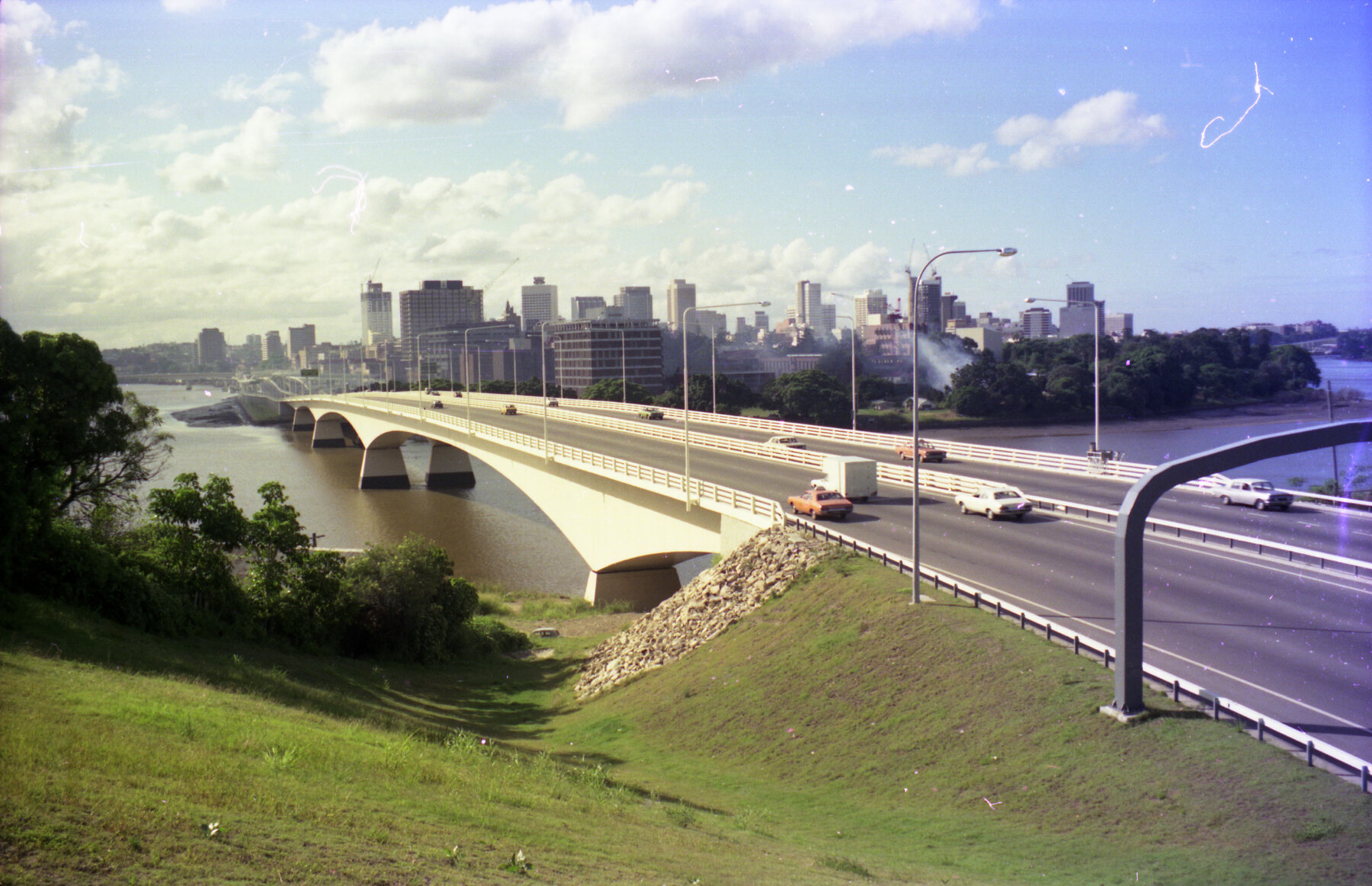 Captain Cook Bridge looking towards Brisbane City - 1975