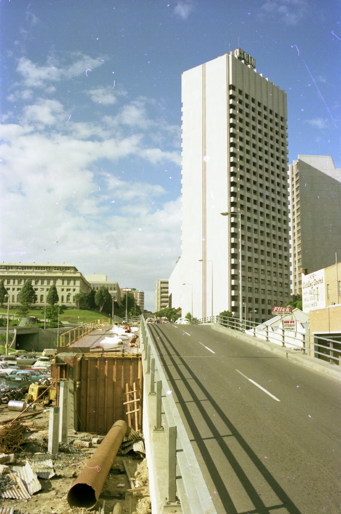 Adding new lane to Turbot Street Overpass, Brisbane City - 1975