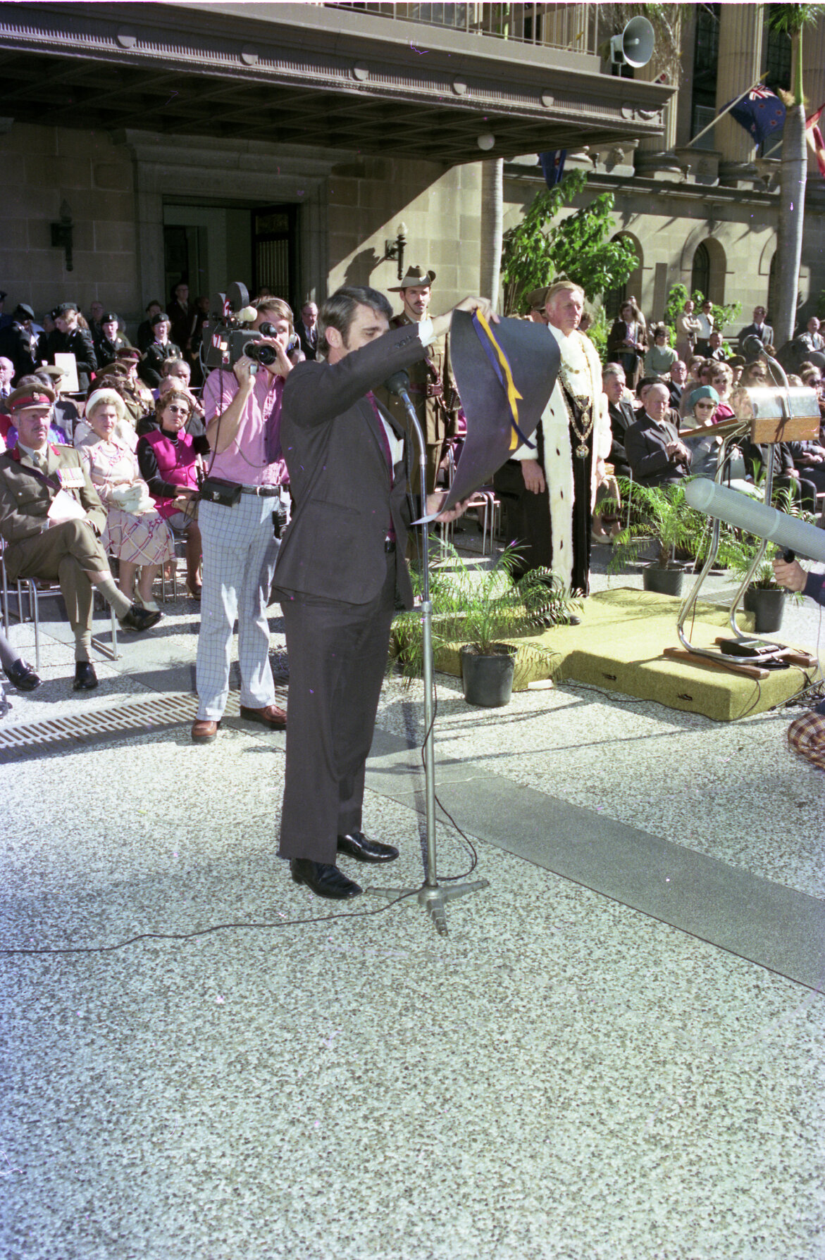 Ceremony of grant of Freedom to the City to the 4th Signal Regiment, Brisbane City - 1975