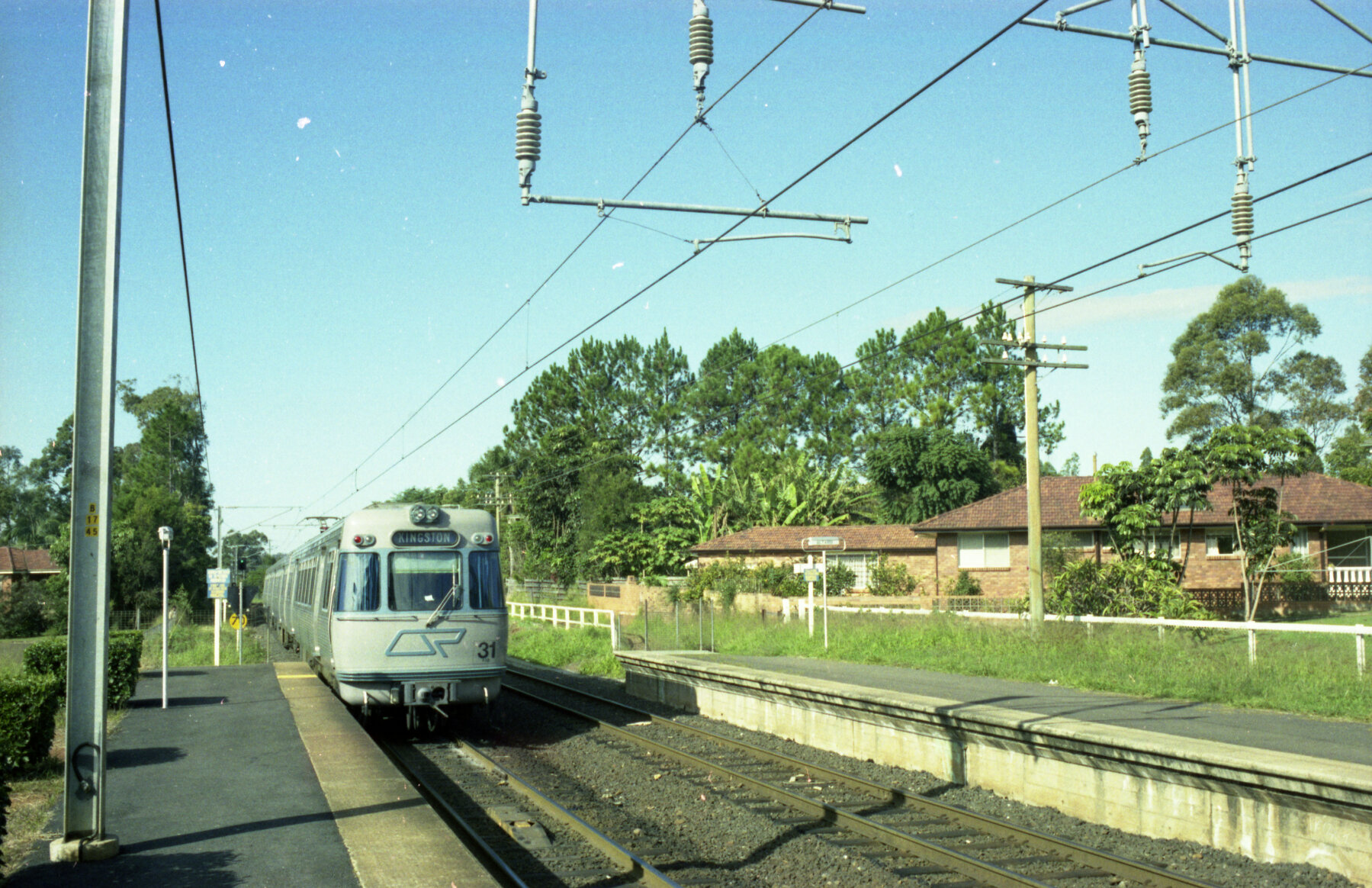 Train pulling into Altandi Station, Sunnybank - 1983