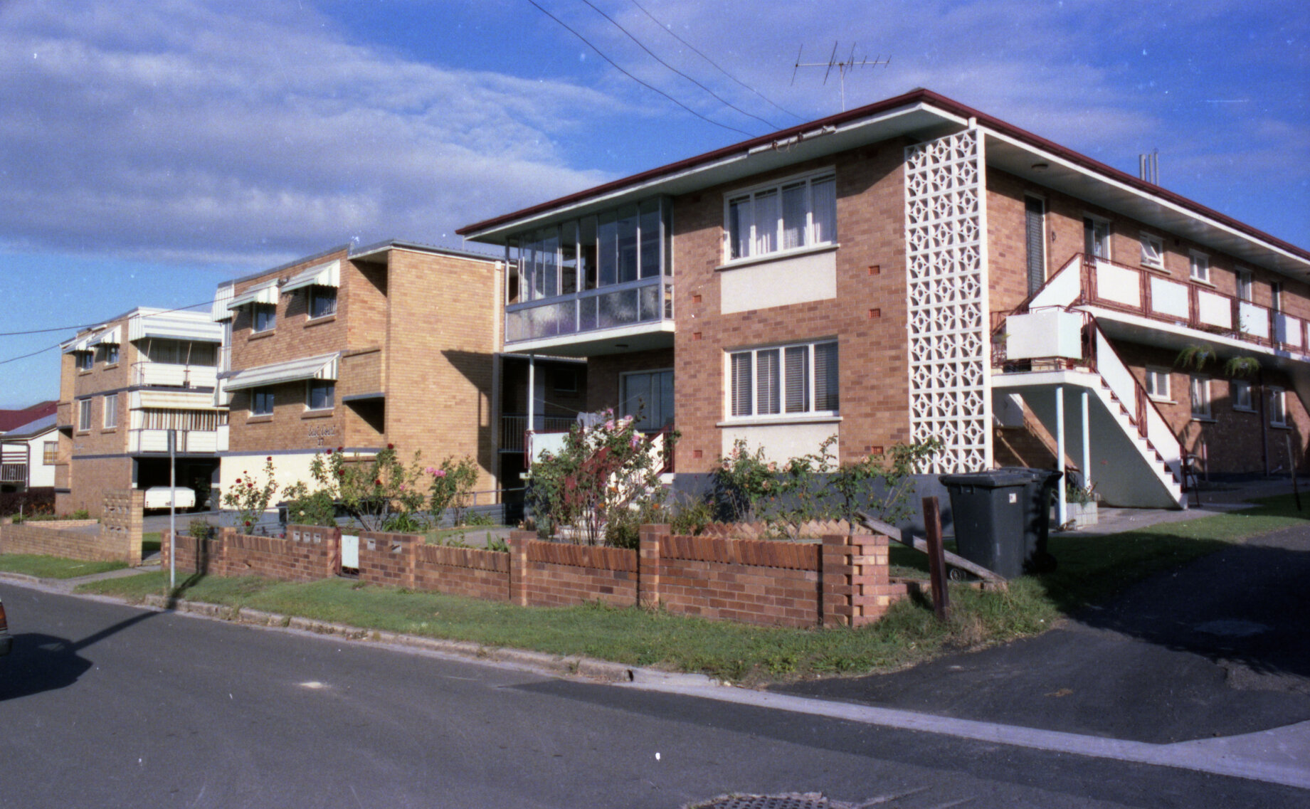 Units on East Street, Lutwyche - 1986