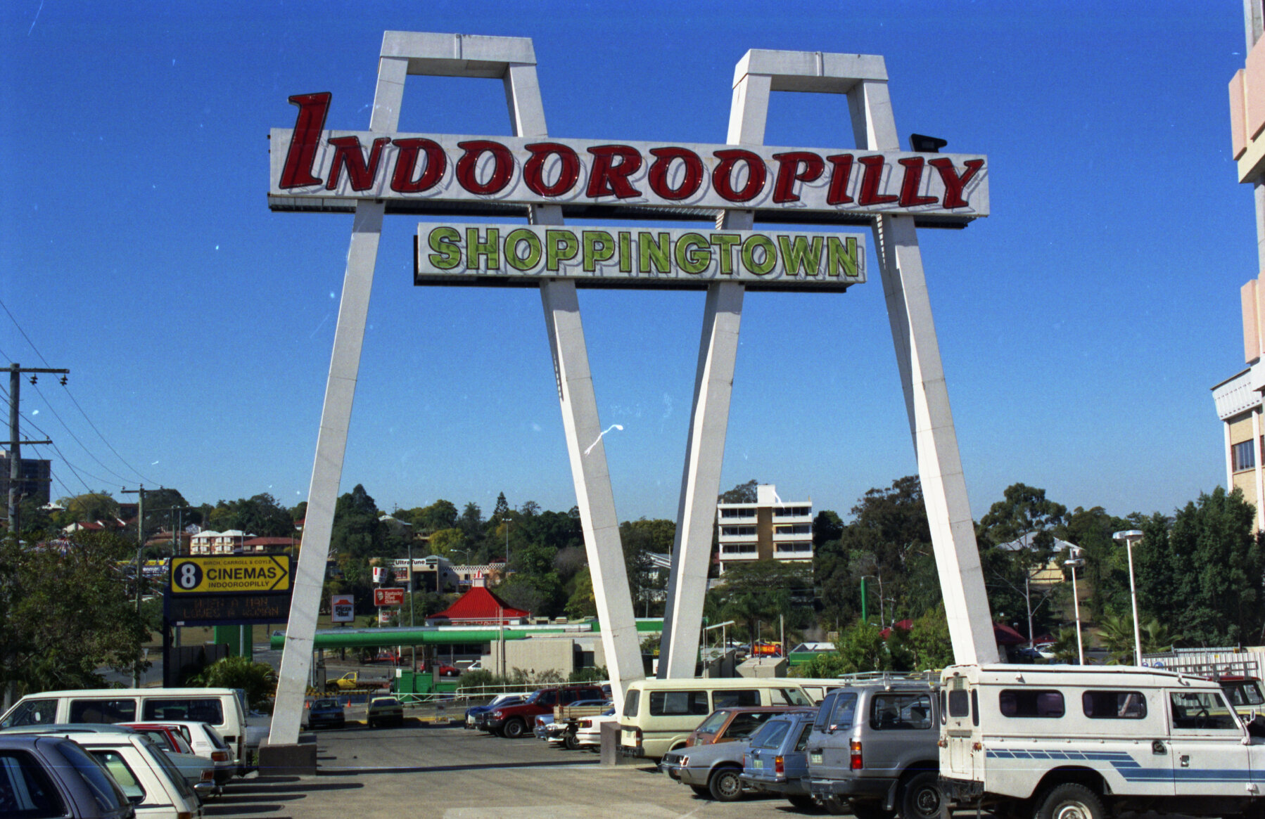 Indooroopilly Shoppingtown sign - 1994