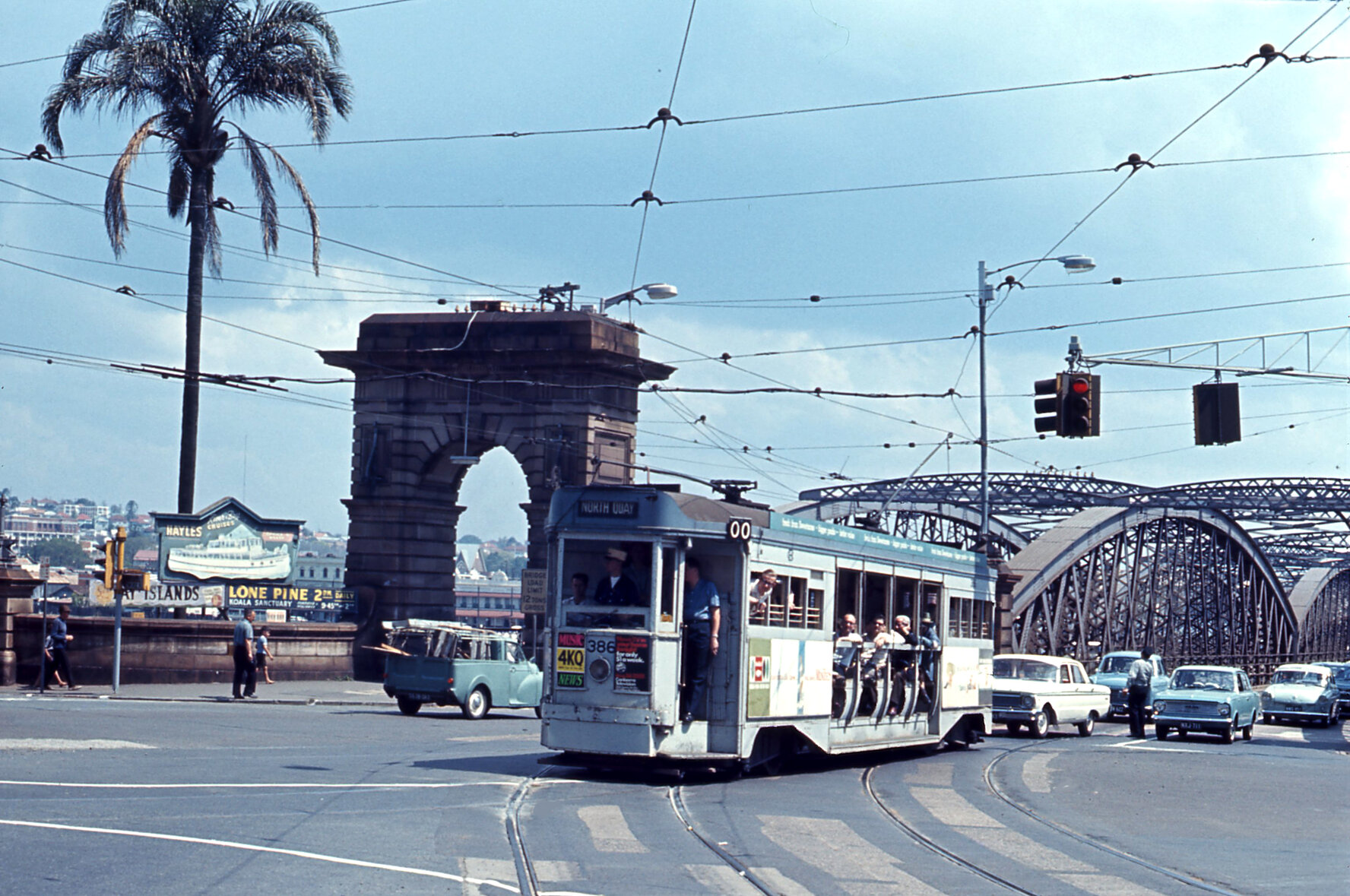 Tram No. 386 entering Victoria Bridge, Queen Street - 1968