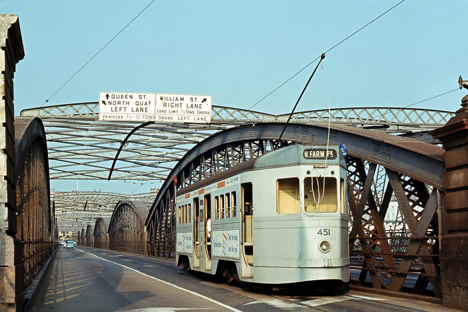 Tram No. 451 leaving Victoria Bridge for Stanley Street, South Brisbane, 1968