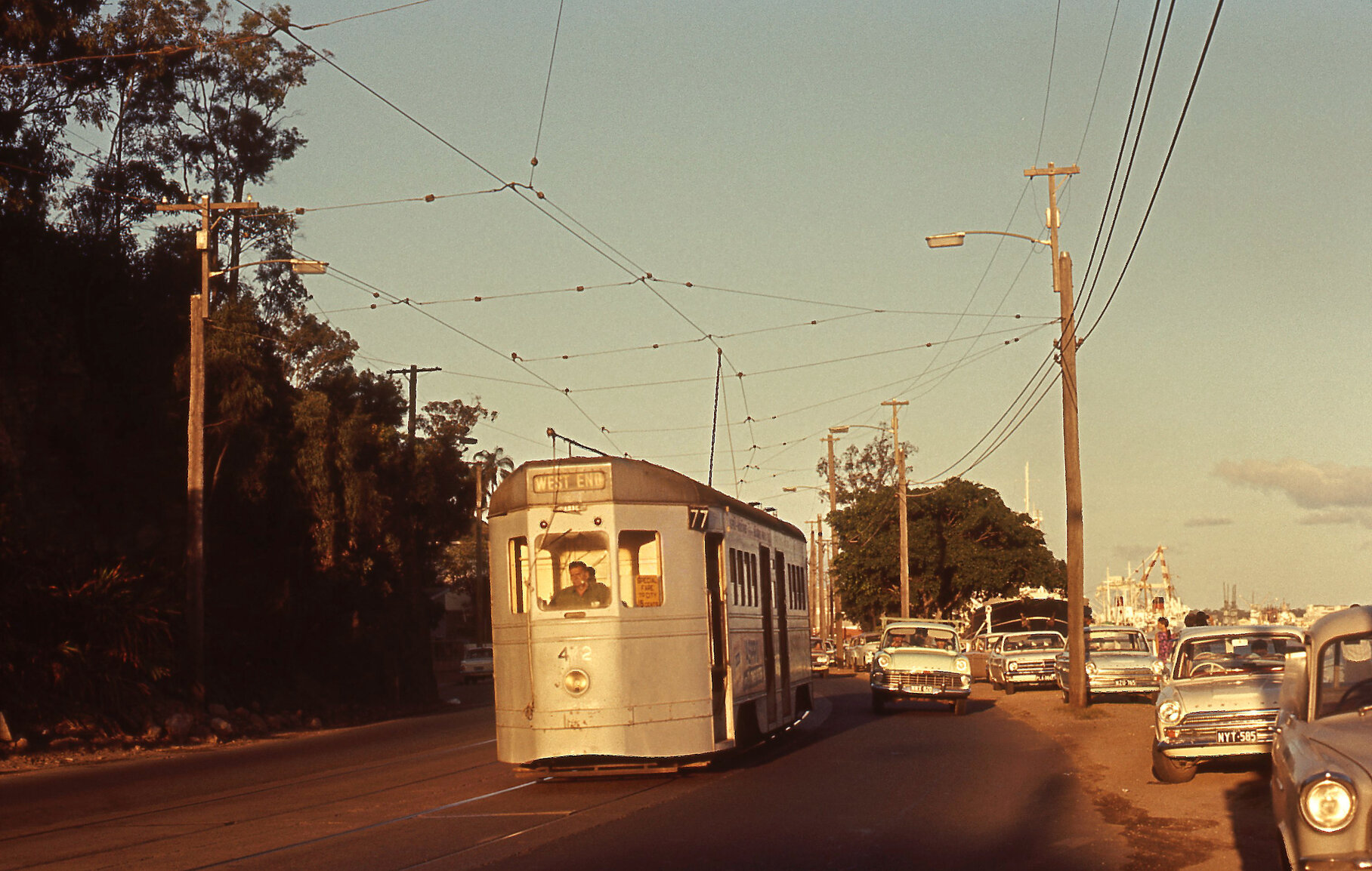 Tram No. 472 at sunset on Kingsford Smith Drive, Hamilton - 1969
