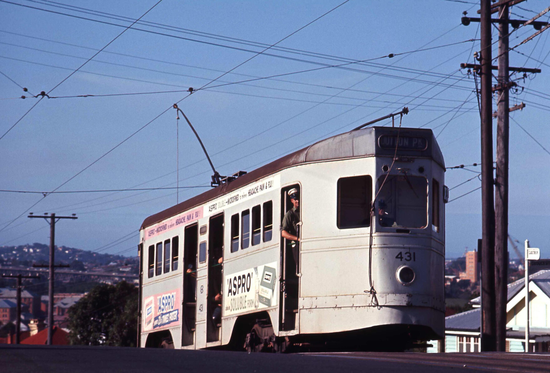 Tram No. 431 on Gladstone Road, Highgate Hill - 1969