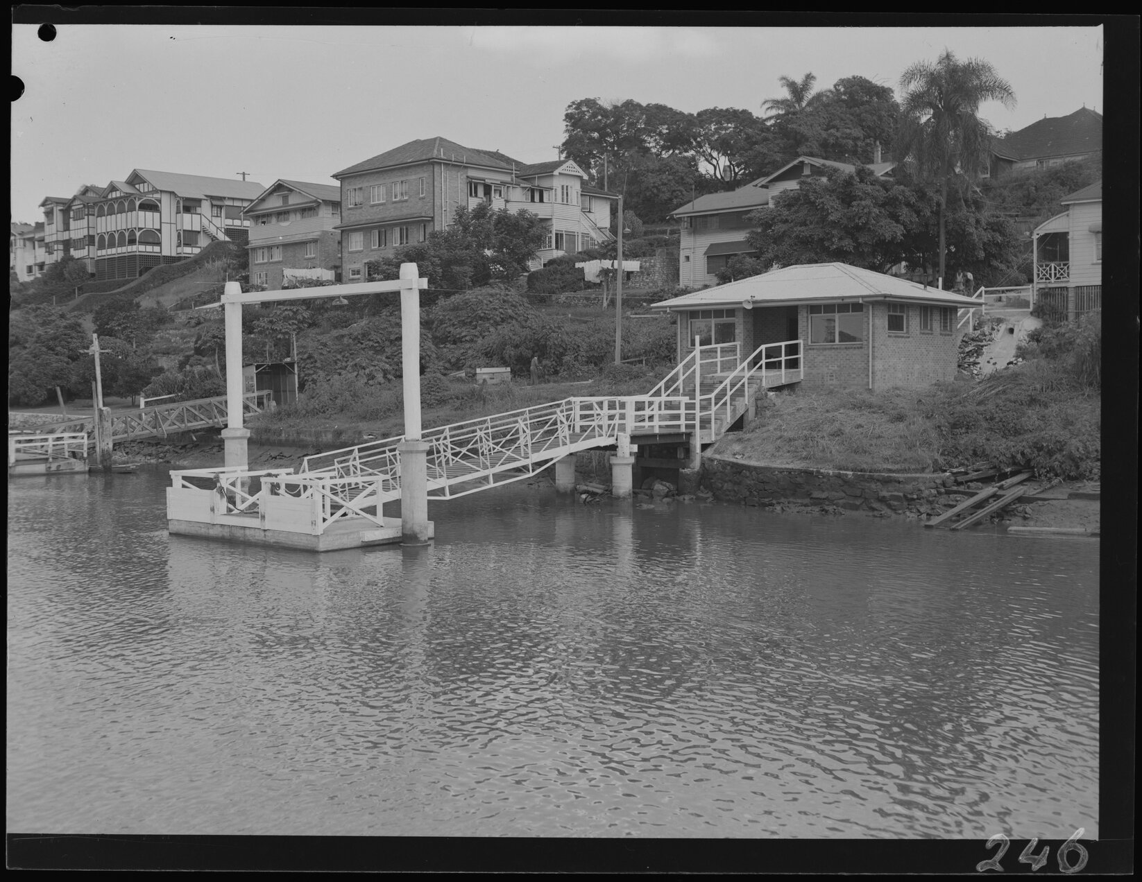 Pontoon, Thornton Street, Kangaroo Point - 1949