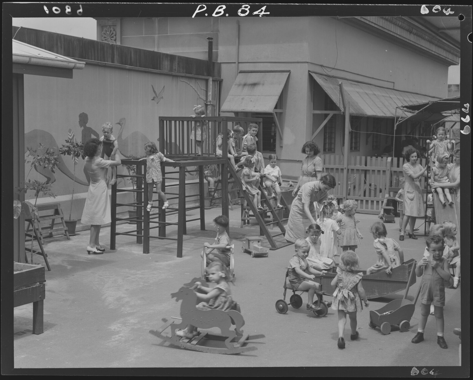 City Hall Kindercraft roof play area, Brisbane City - 1950