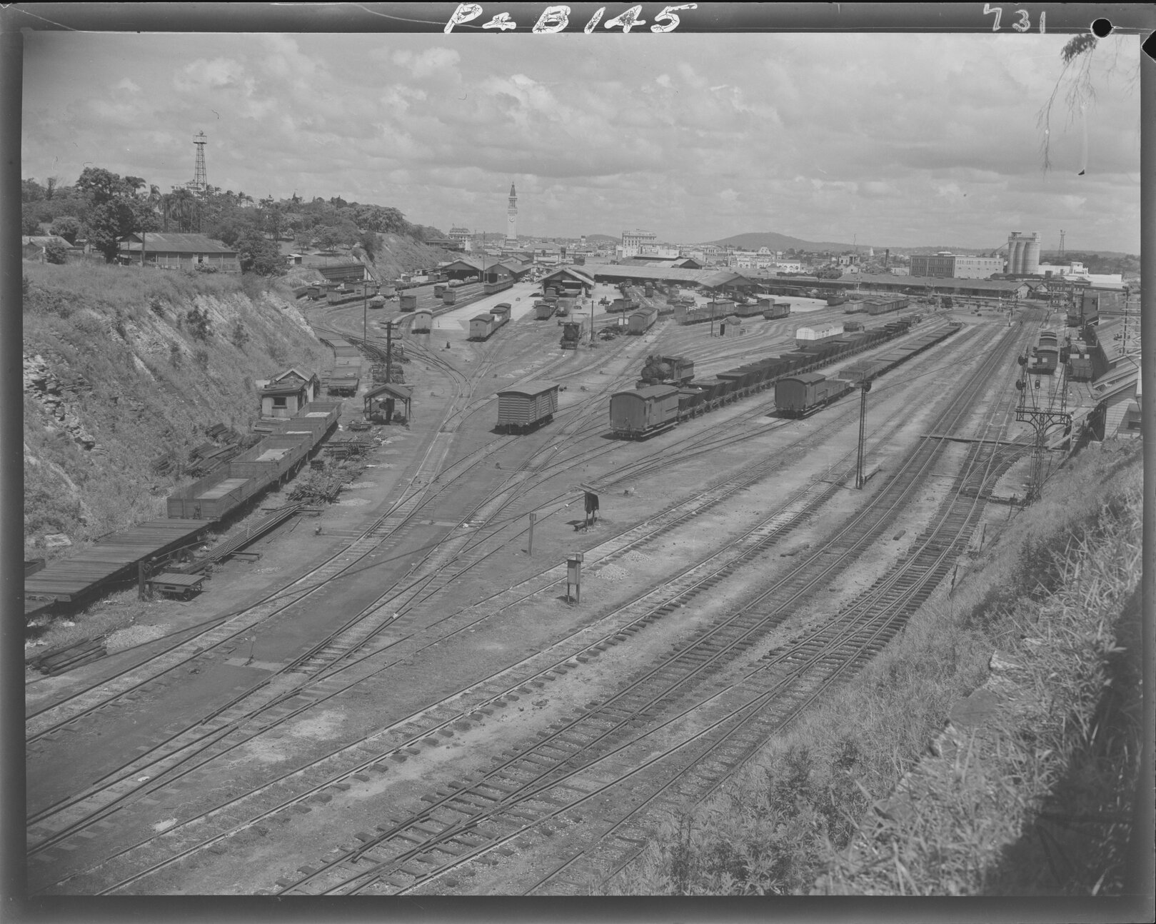 Roma Street railyard, Brisbane City - 1948